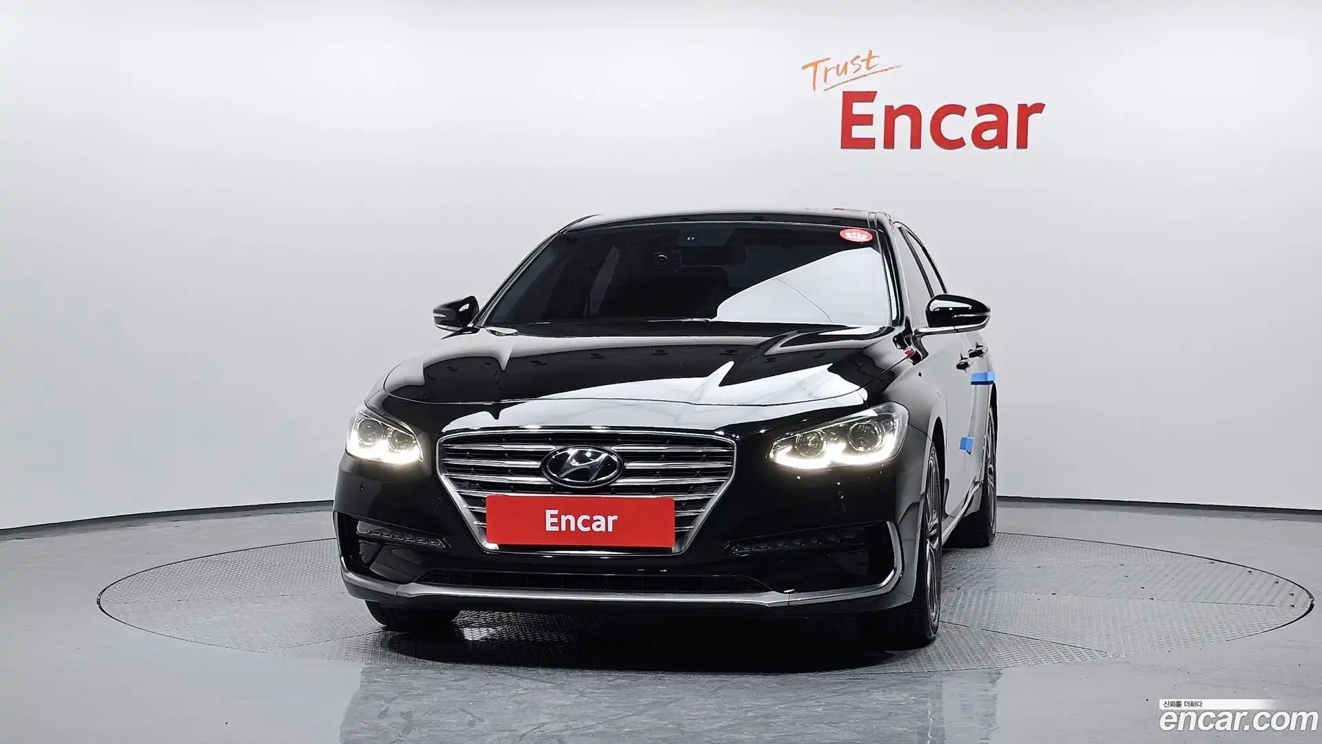 Grandeur Hyundai 2017.10-OUTER-003