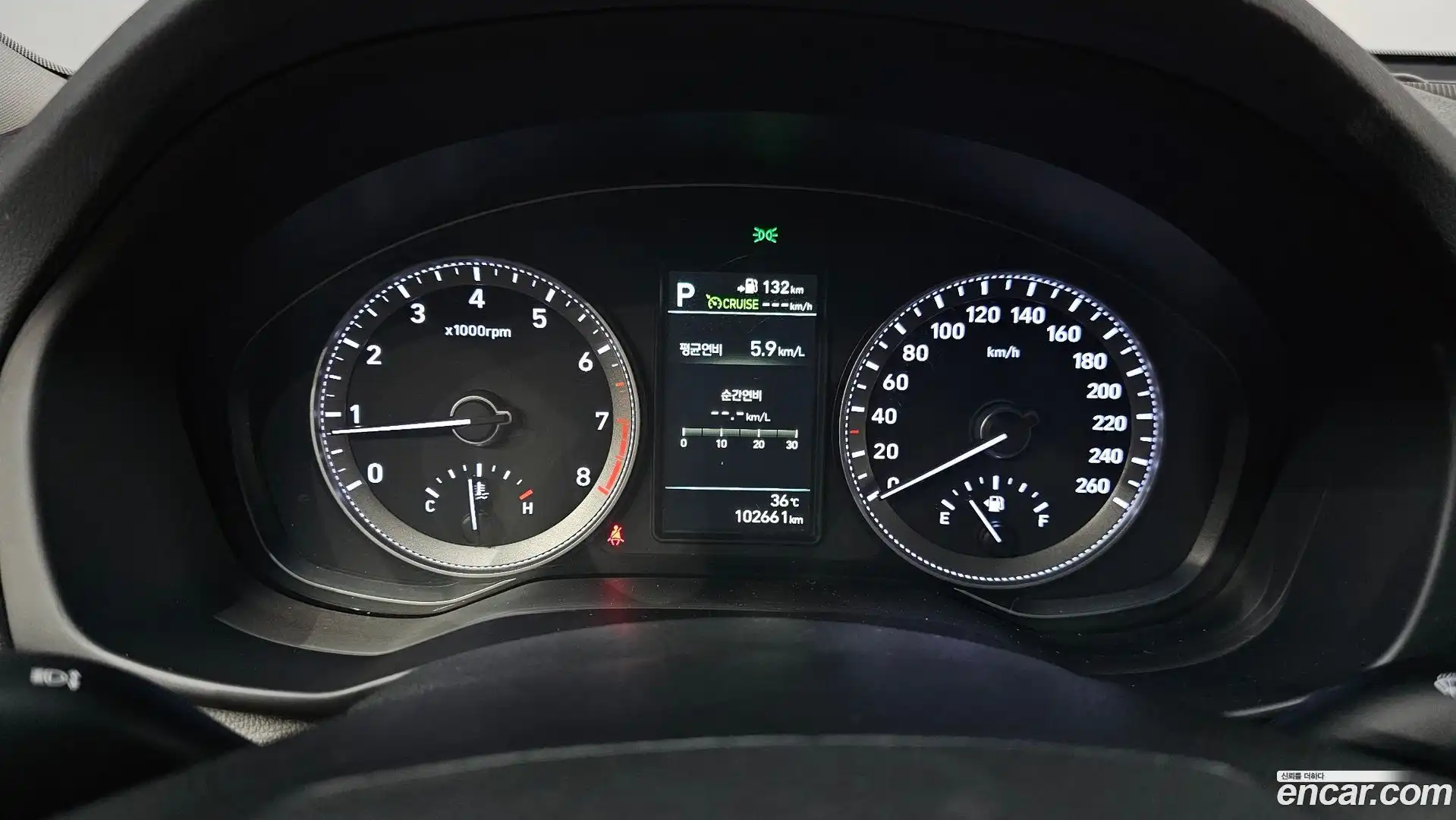 Grandeur Hyundai 2017.10-INNER-008