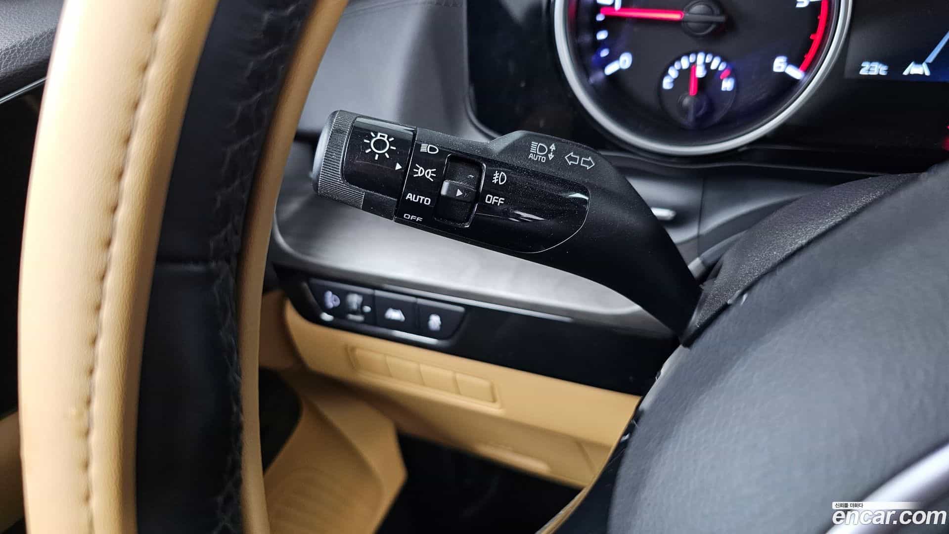 Canival Kia 2022.4-OPTION-042