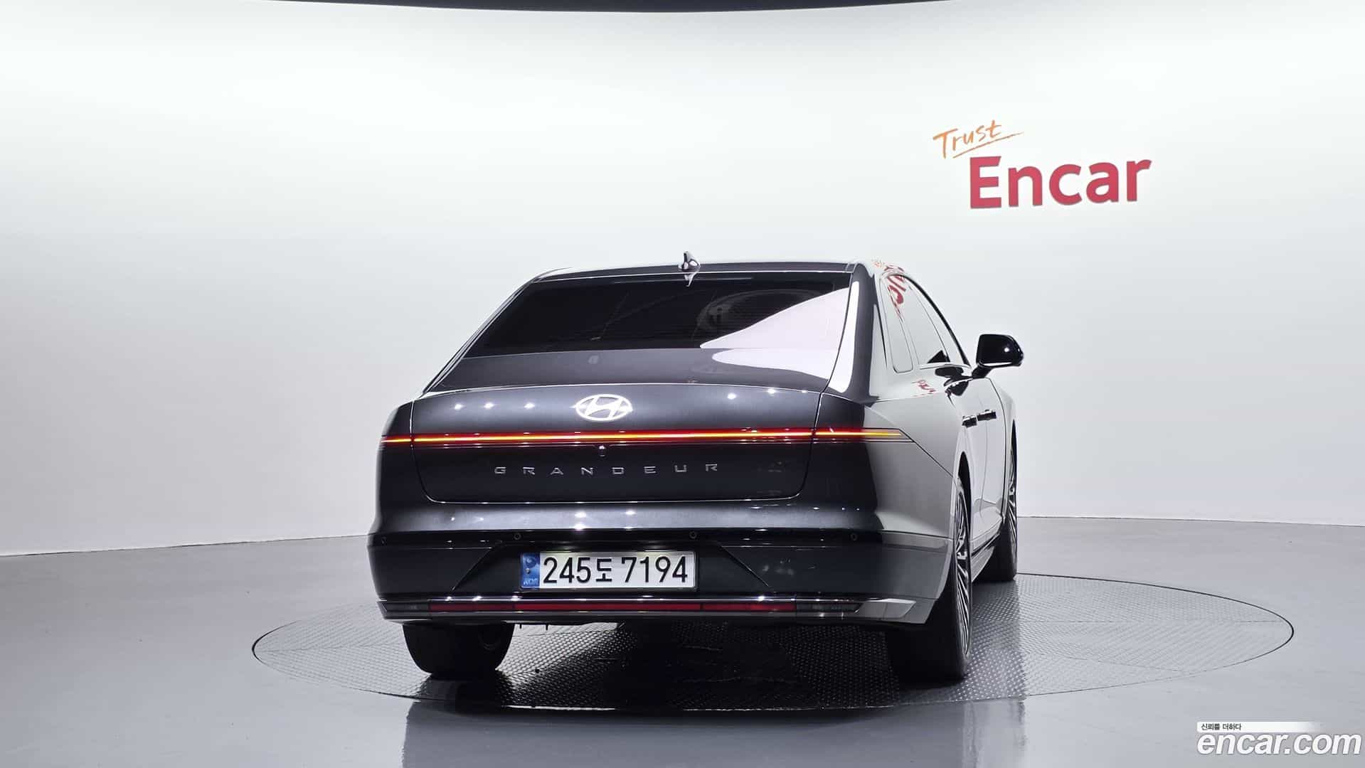 Grandeur Hyundai 2023.2-OUTER-004