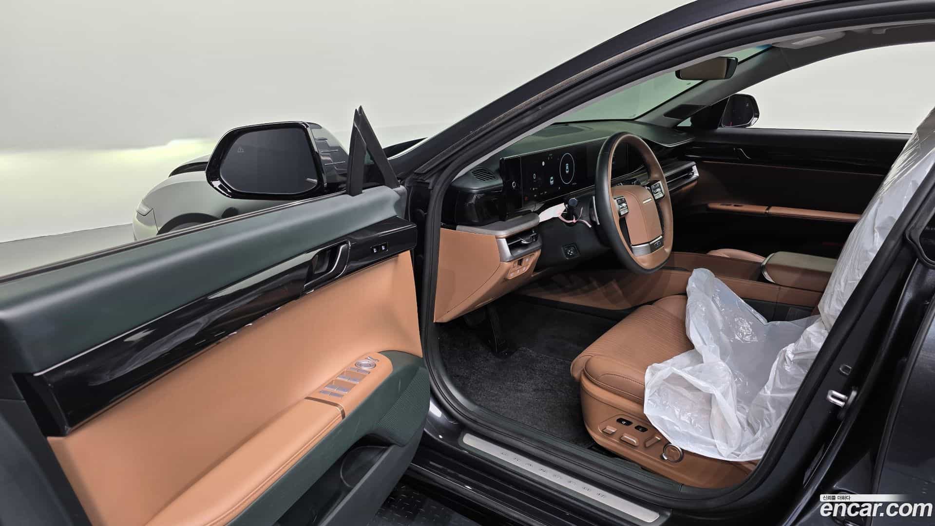 Grandeur Hyundai 2023.2-INNER-010