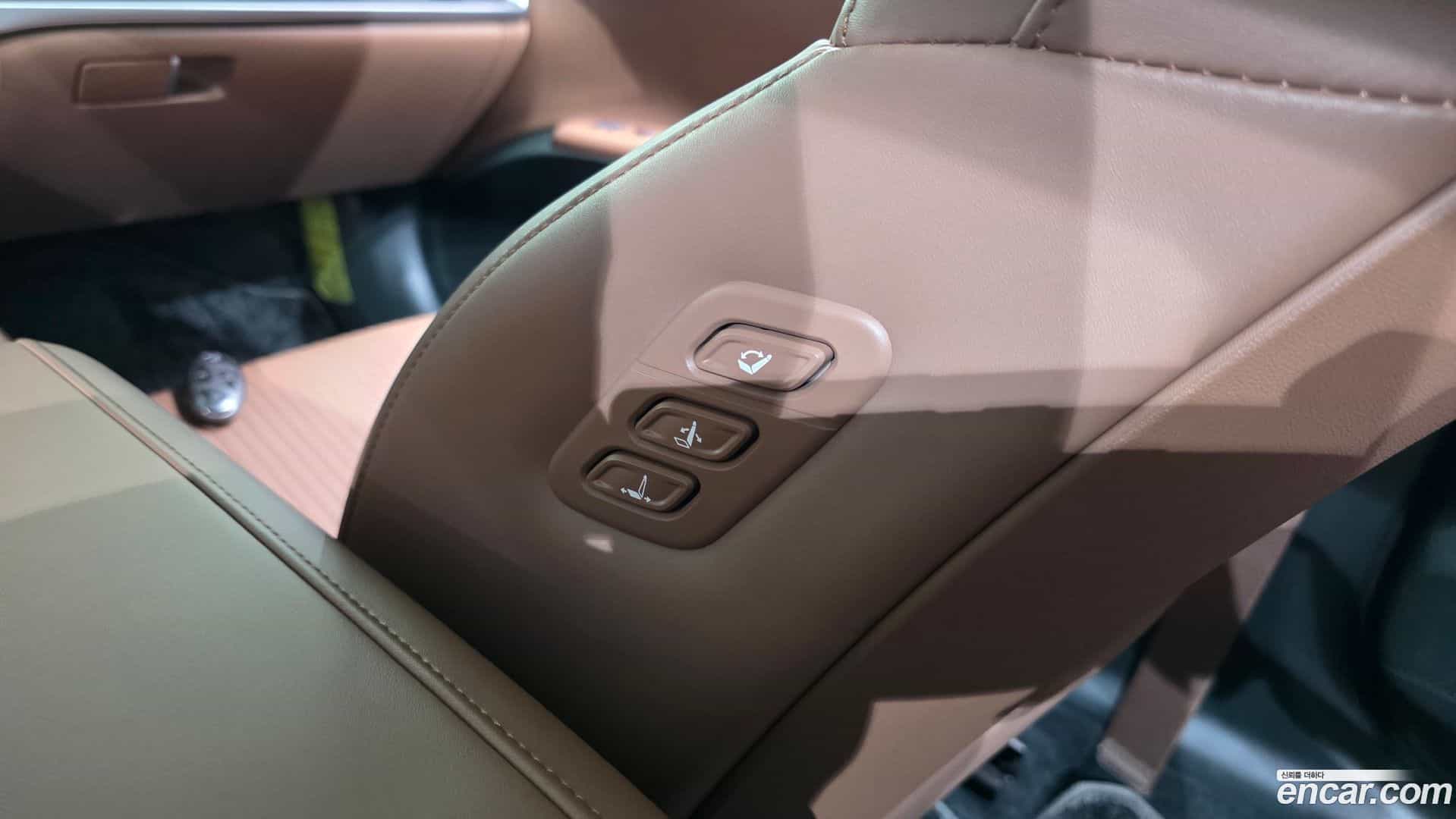 Grandeur Hyundai 2023.2-OPTION-042