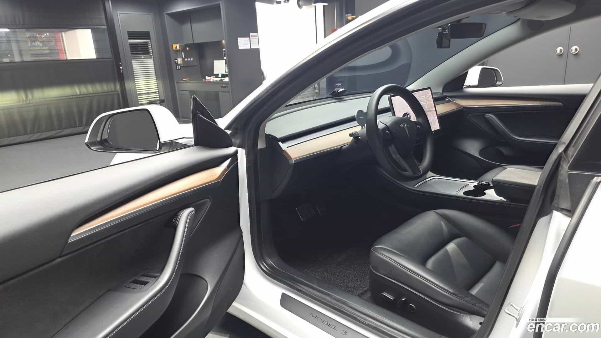 Model 3 Tesla 2021.5-INNER-010