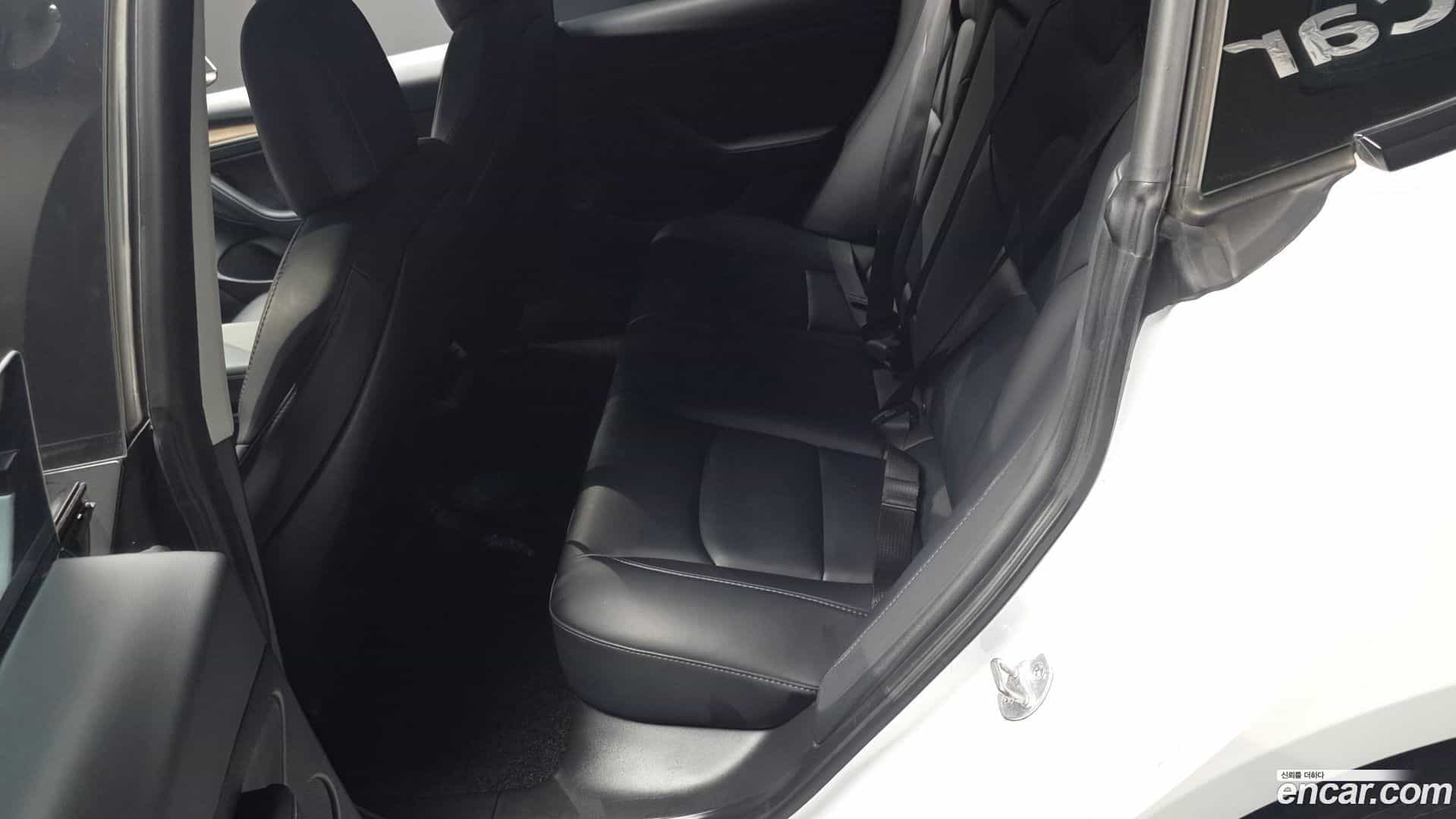 Model 3 Tesla 2021.5-OPTION-016