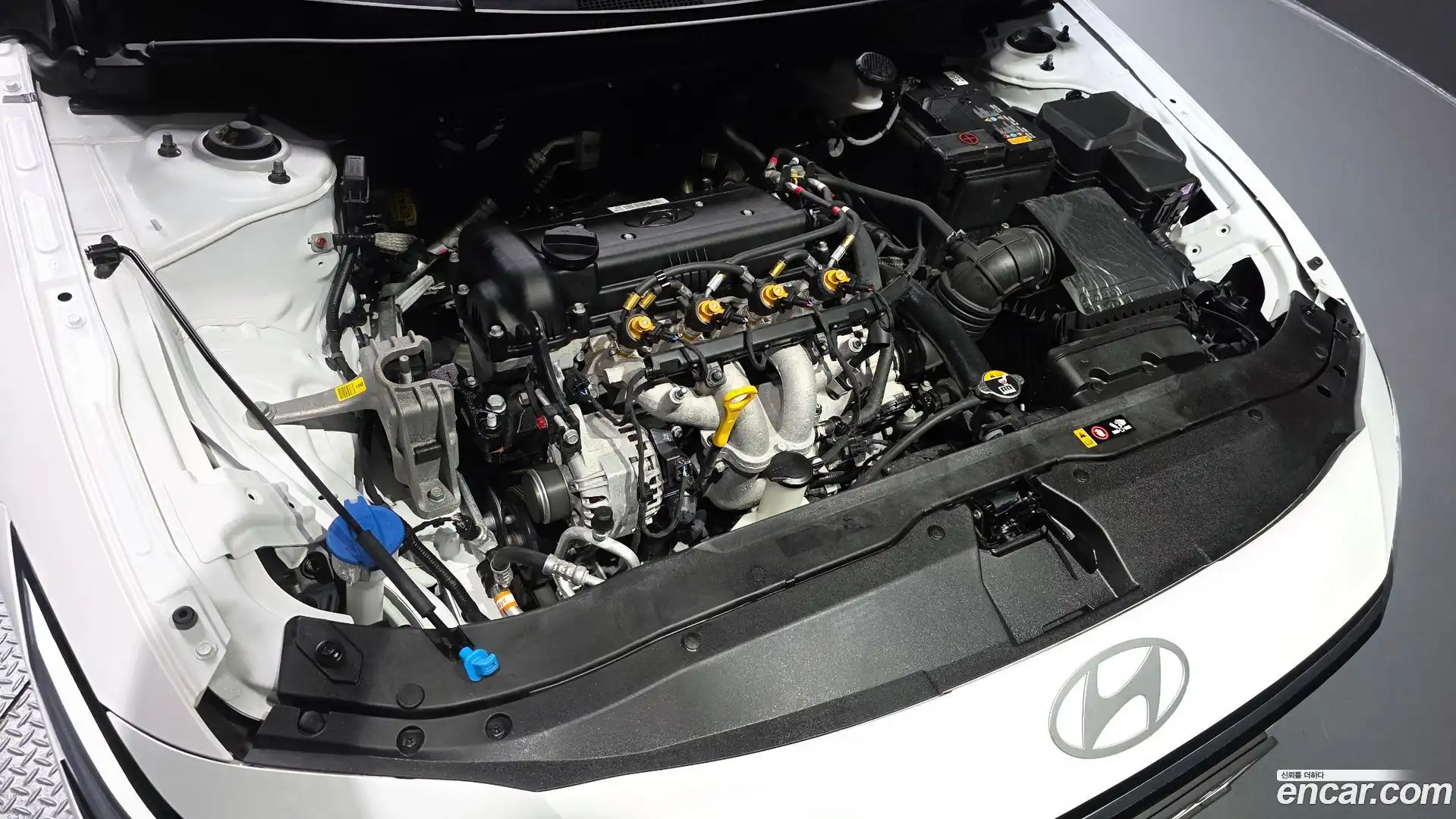 AVANTE Hyundai 2024.10-OUTER-006