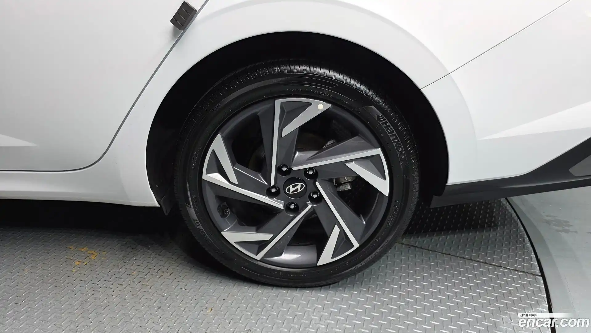 AVANTE Hyundai 2024.10-OUTER-031