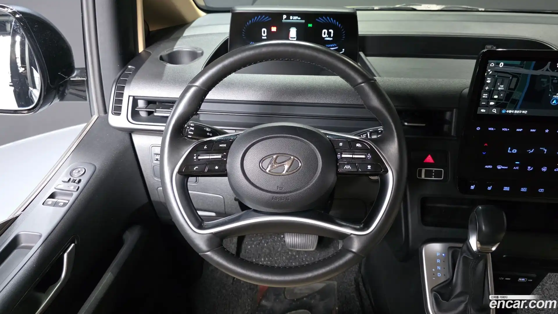 Staria Hyundai 2022.1-OPTION-017