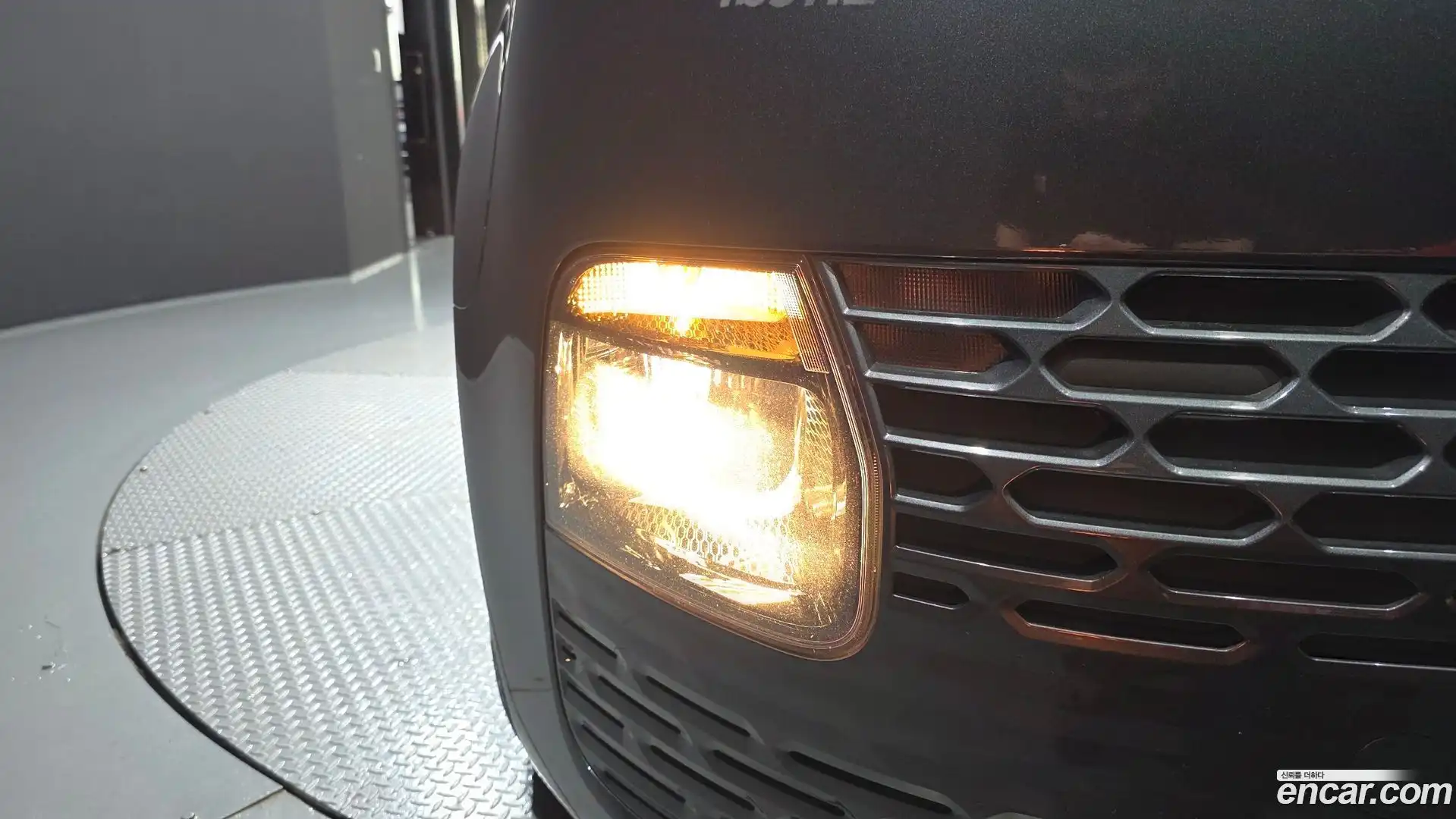 Staria Hyundai 2022.1-OUTER-032