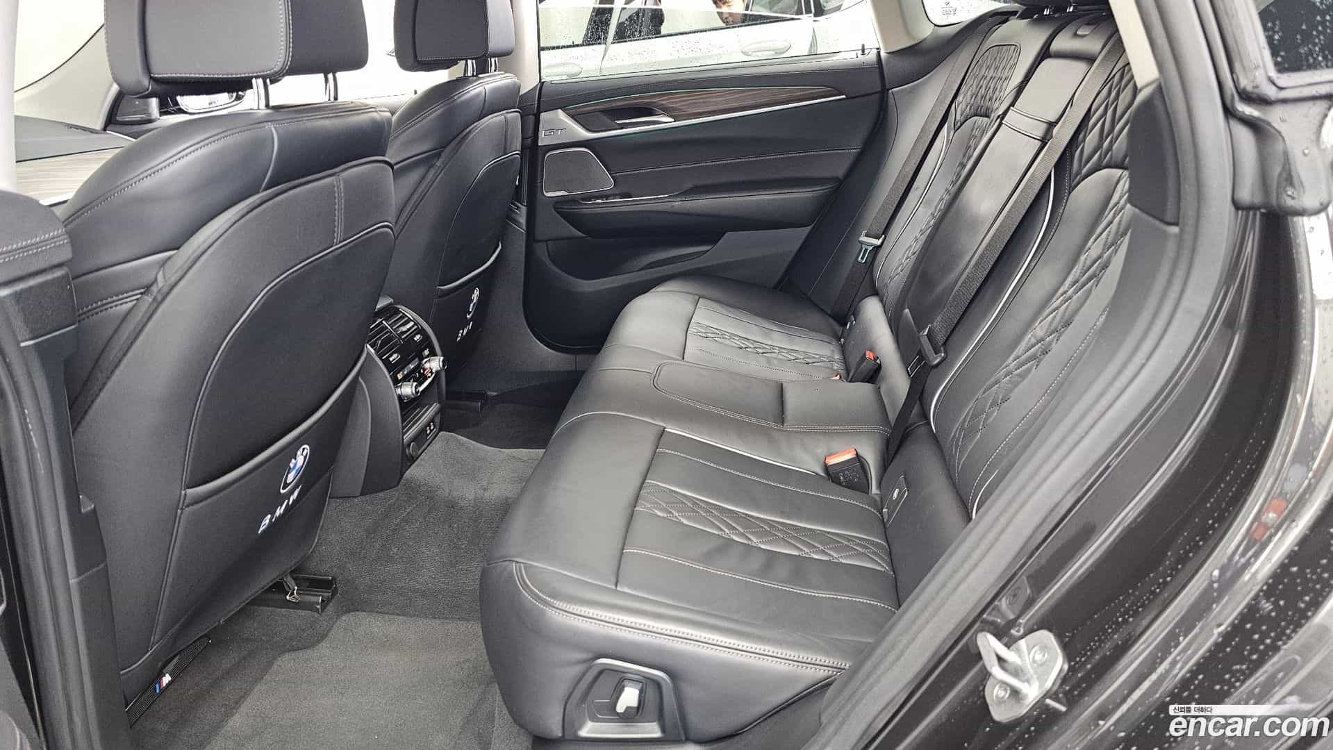 Gran Turismo BMW 2022.8-INNER-036