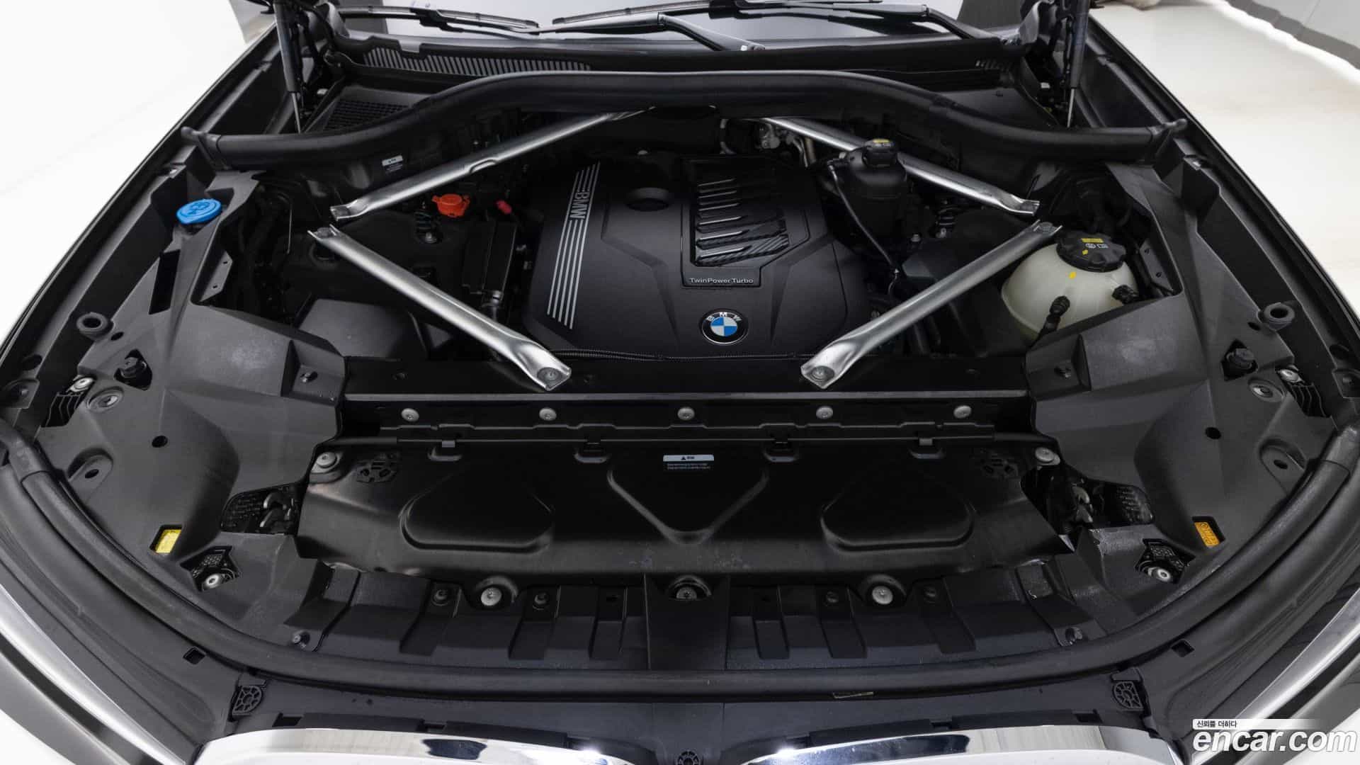 X7 BMW 2022.2-OUTER-006