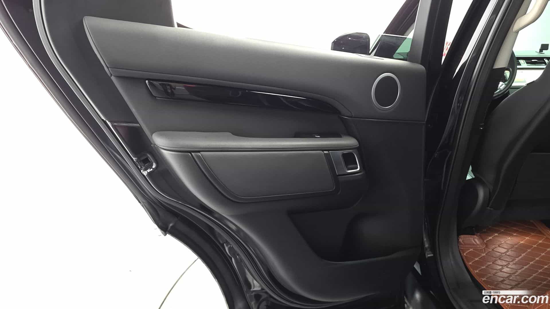 Discovery Land Rover 2019.11-INNER-035