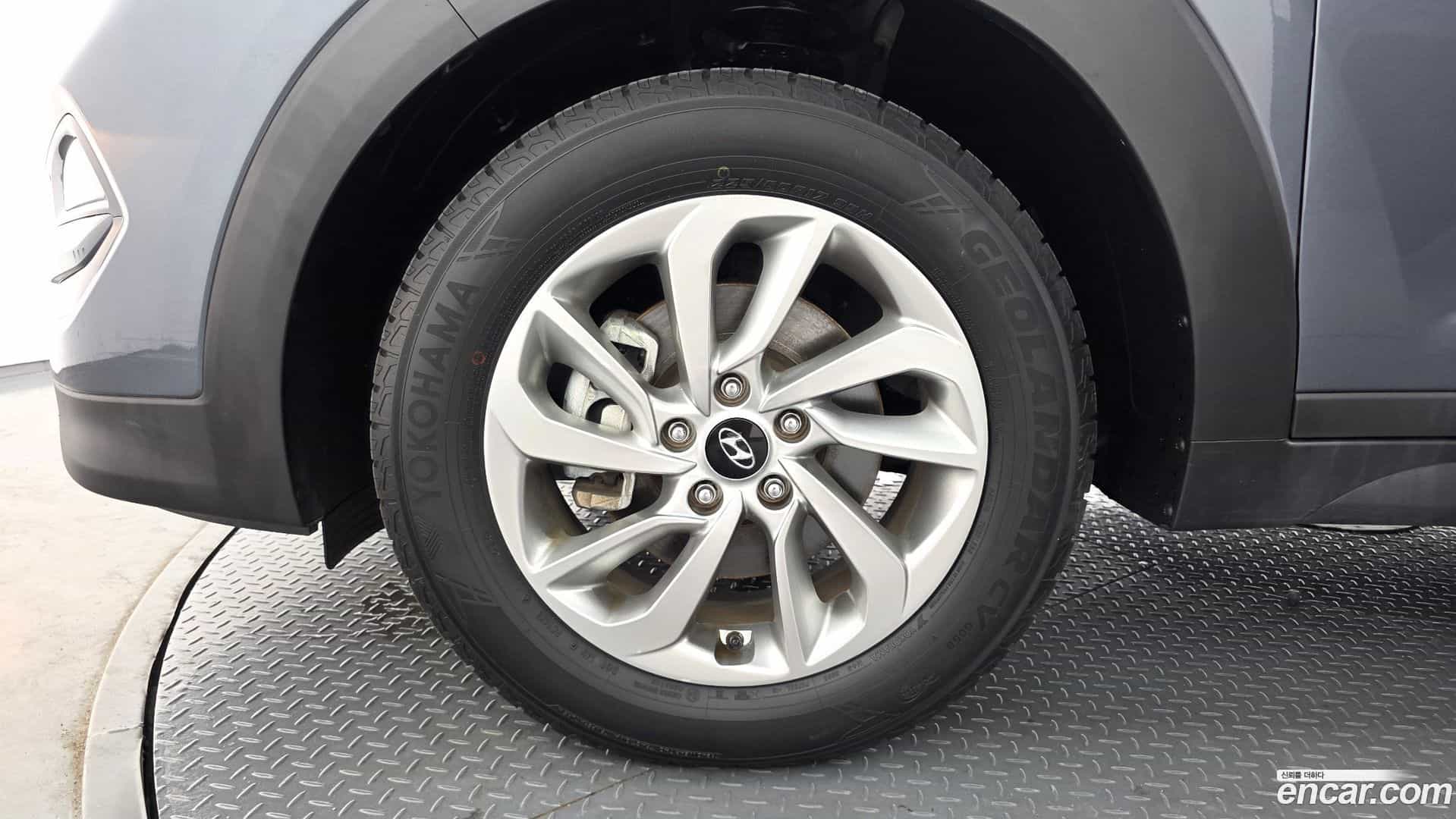 Tucson Hyundai 2016.10-OUTER-005