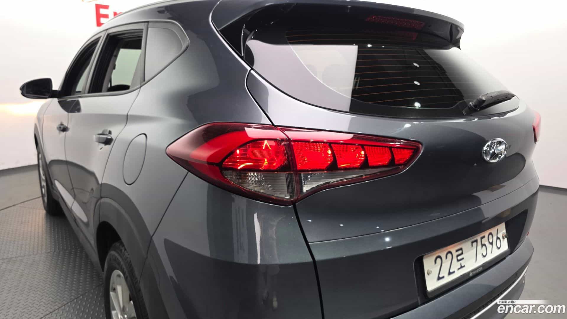 Tucson Hyundai 2016.10-OUTER-033