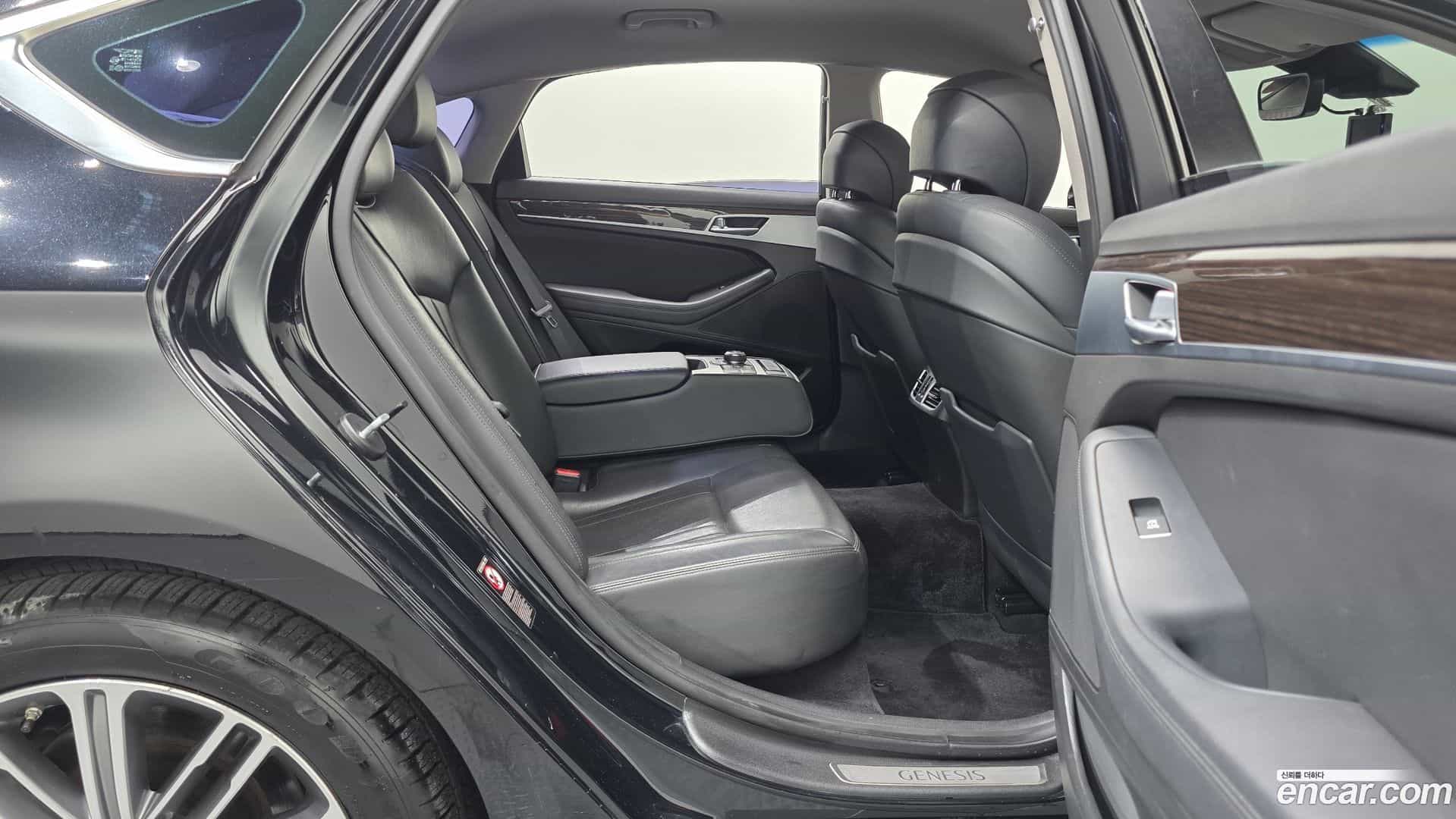 G80 Genesis 2017.0-OPTION-015