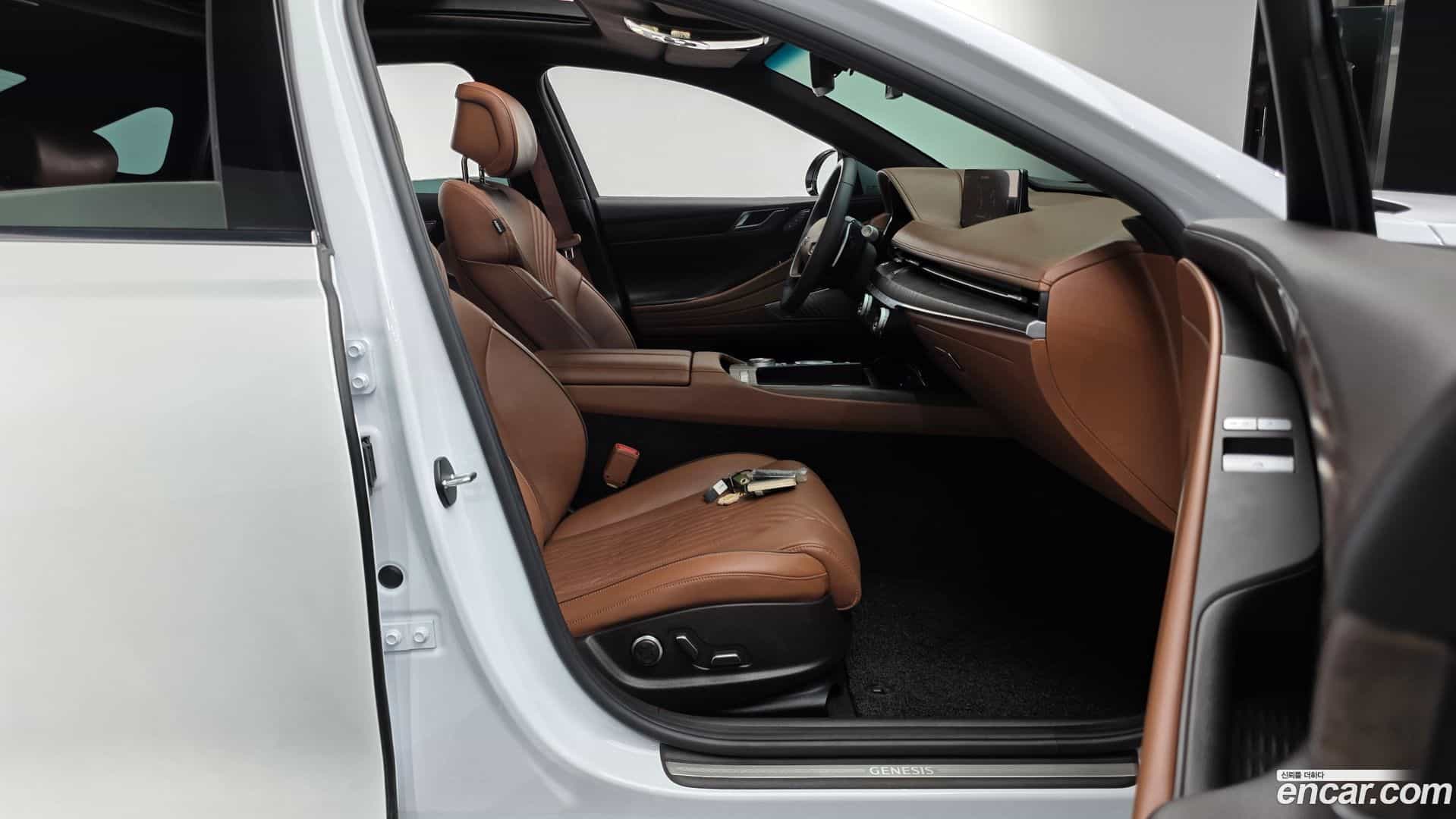 G80 Genesis 2022.6-INNER-036