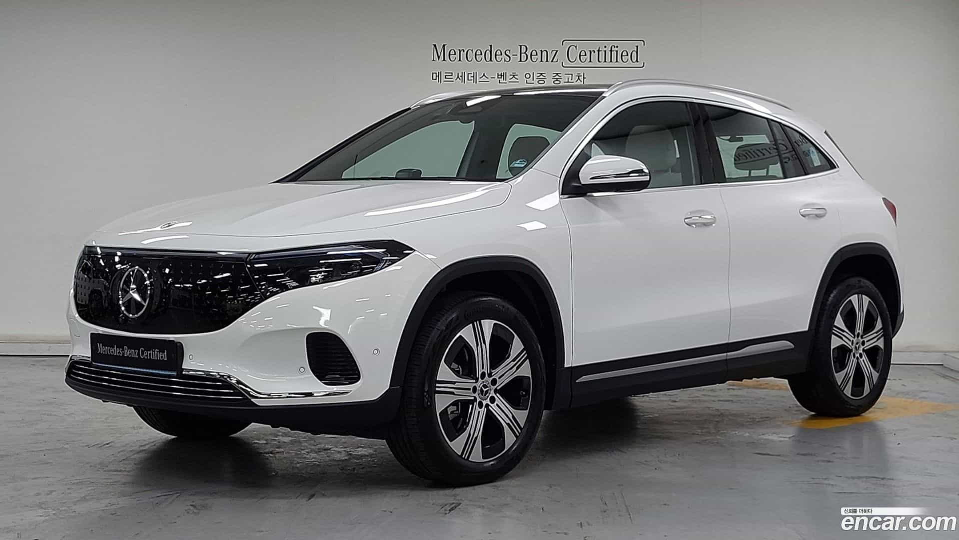 EQA Mercedes-Benz 2025.8-OUTER-001