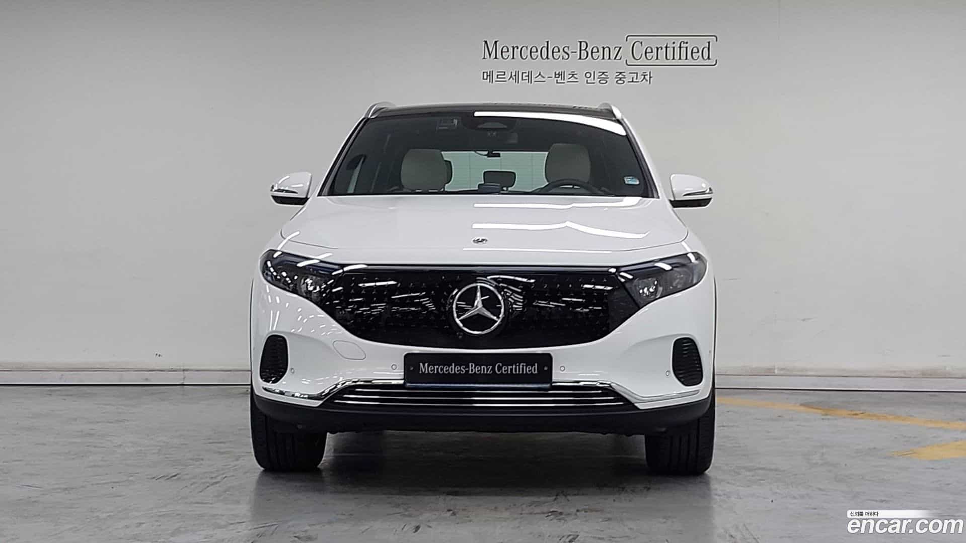 EQA Mercedes-Benz 2025.8-OUTER-003