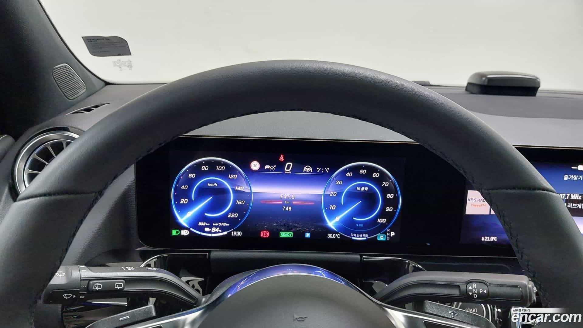 EQA Mercedes-Benz 2025.8-INNER-008