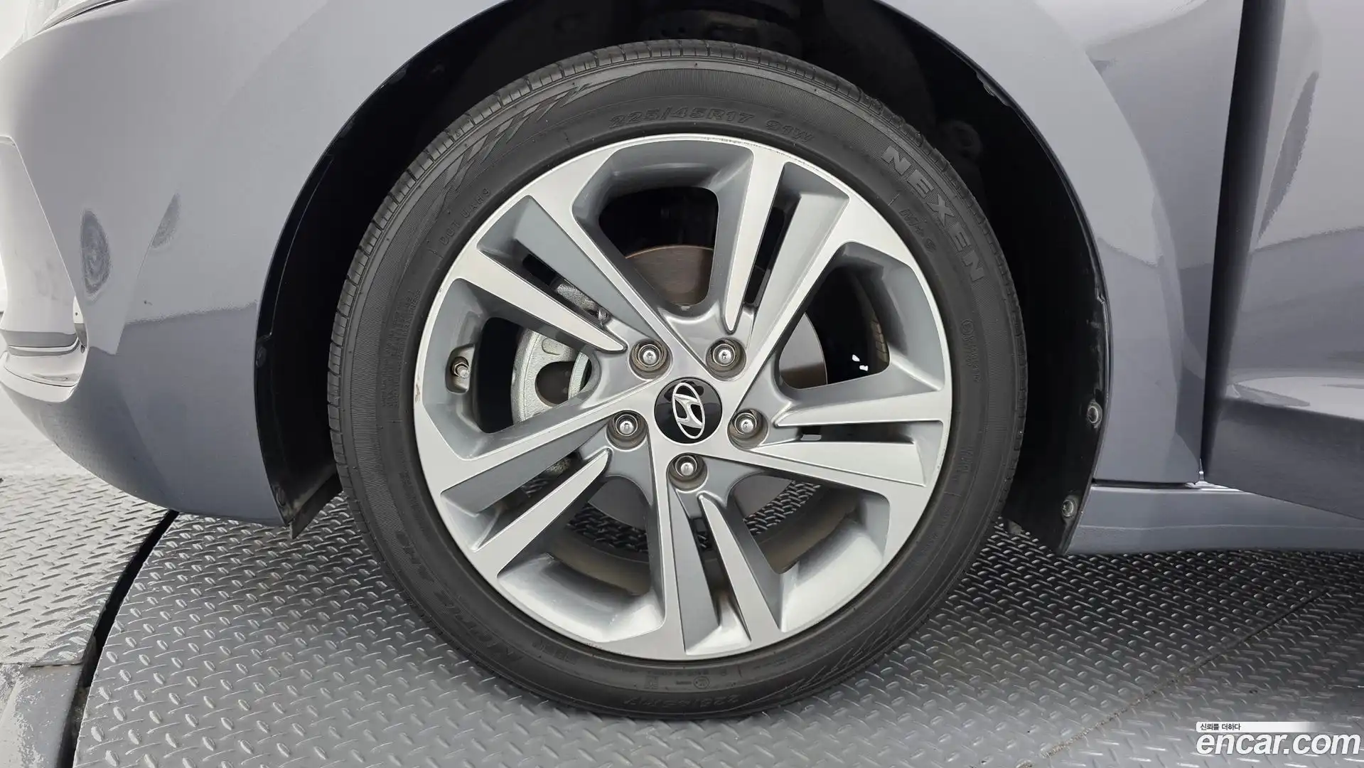 AVANTE Hyundai 2017.3-OUTER-005