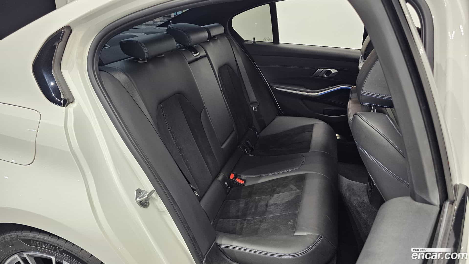 3-Series BMW 2019.9-INNER-036