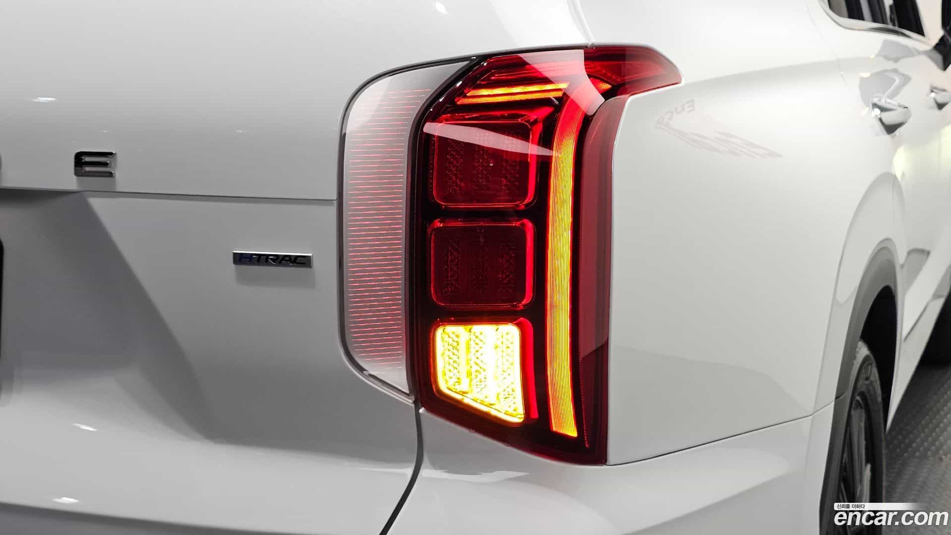 Palisade Hyundai 2020.0-OUTER-033