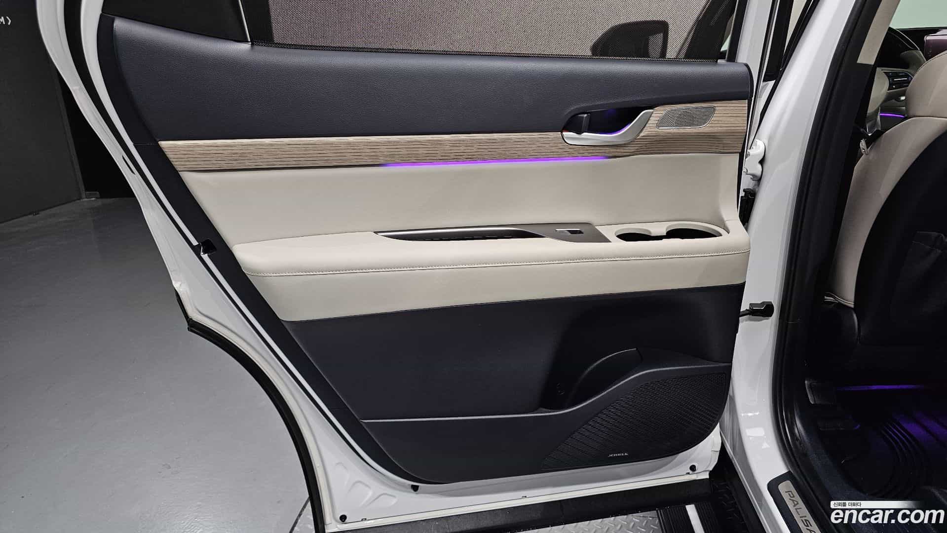 Palisade Hyundai 2020.0-INNER-035
