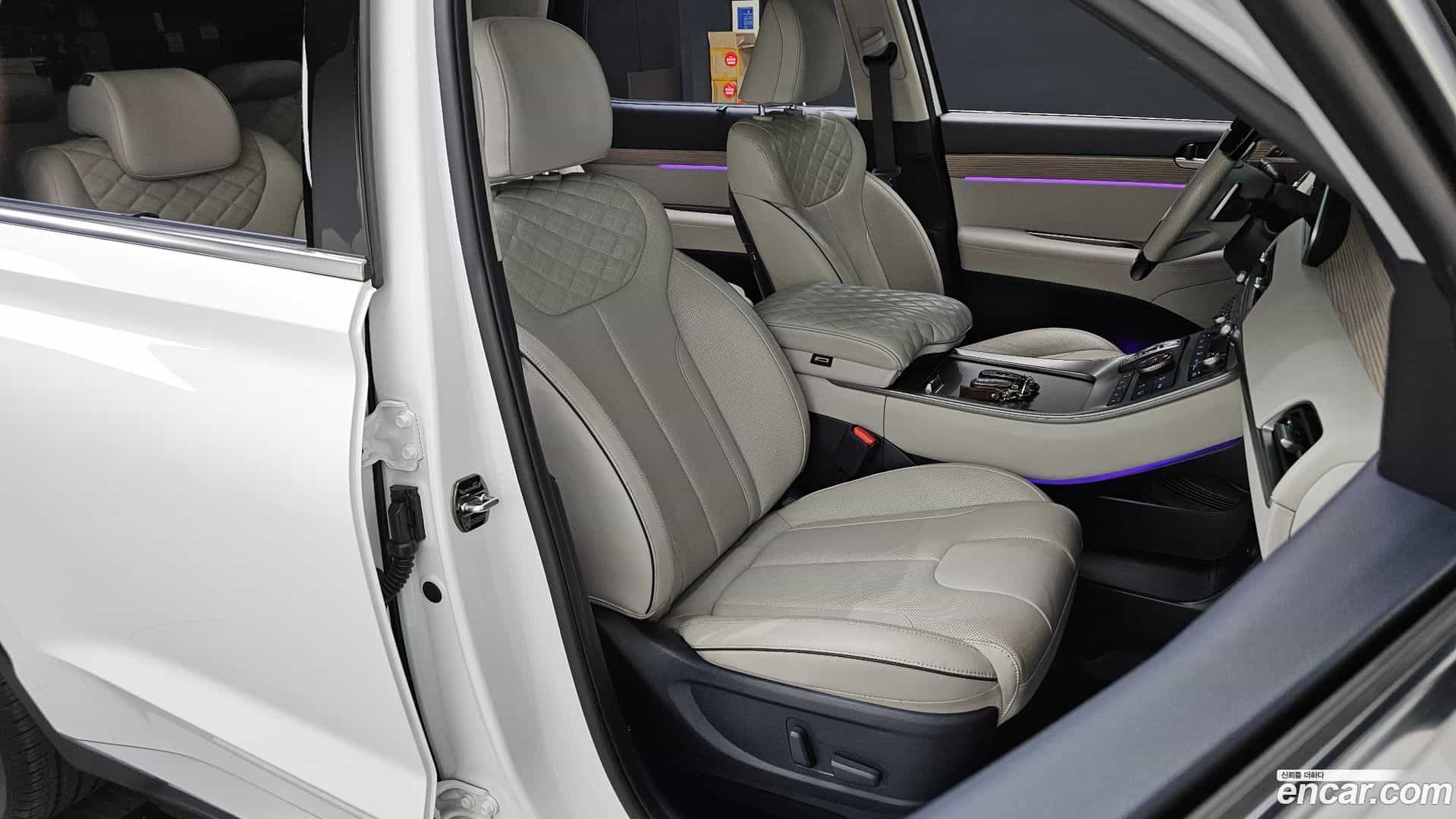Palisade Hyundai 2020.0-INNER-036