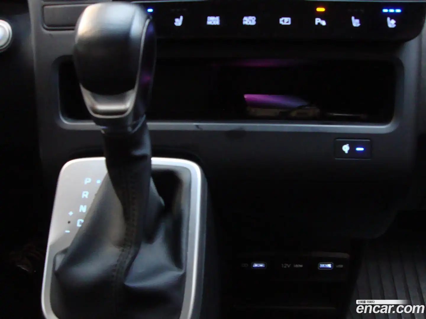 Staria Hyundai 2021.7-INNER-009