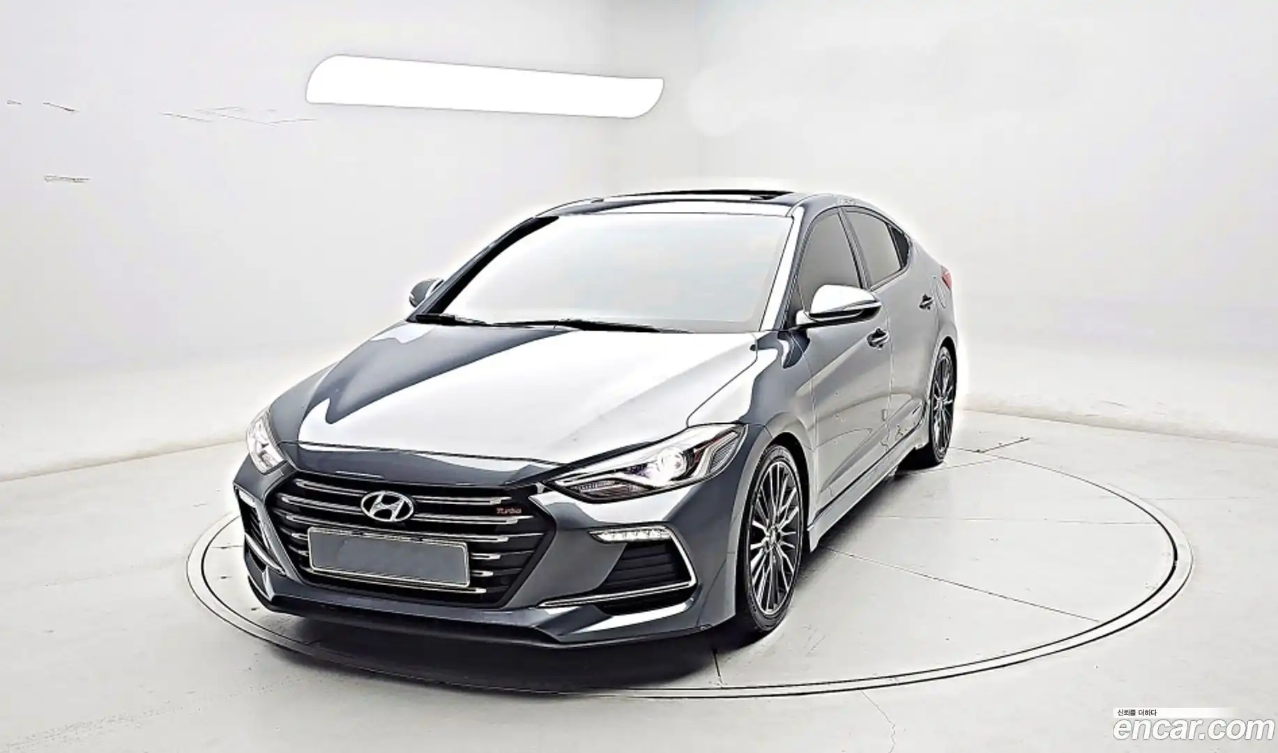 AVANTE Hyundai 2017.7-OUTER-001
