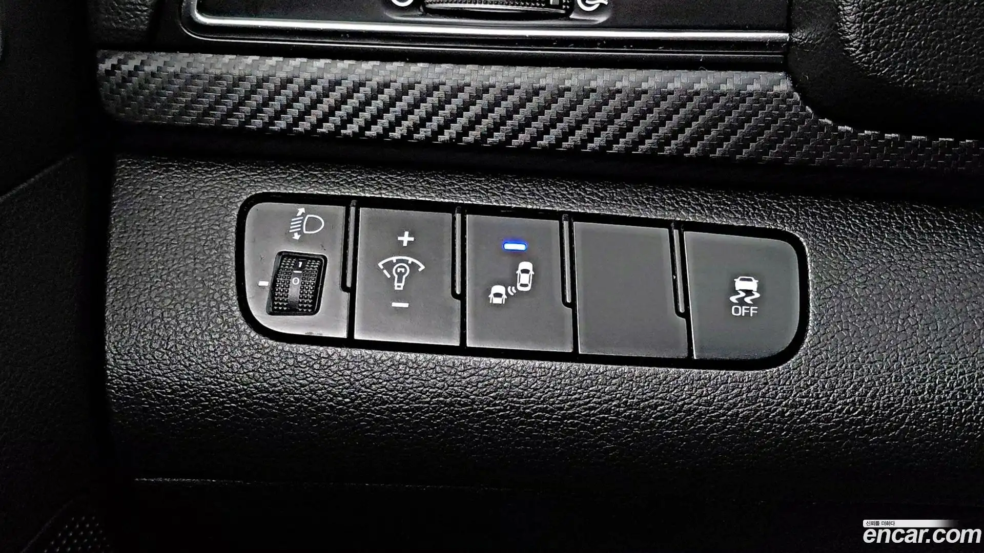AVANTE Hyundai 2017.7-INNER-010