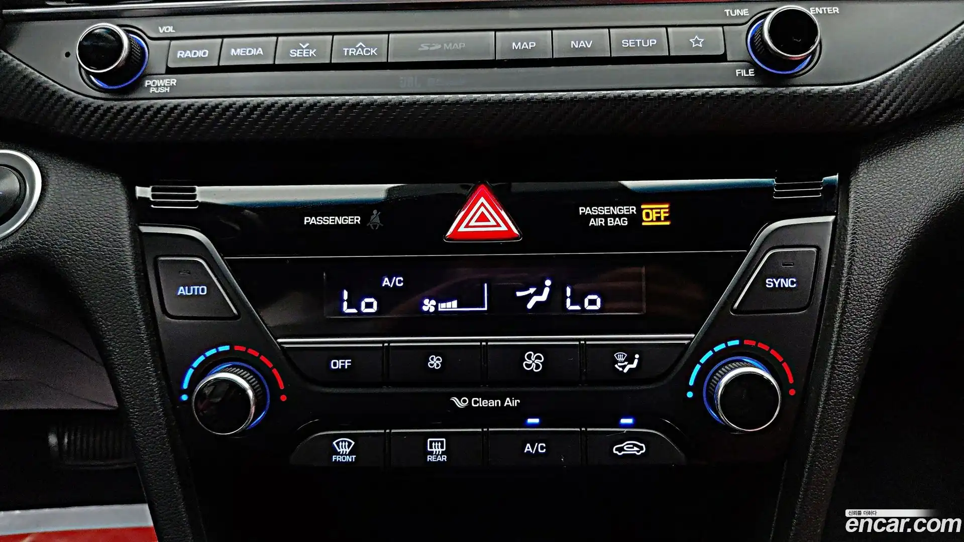 AVANTE Hyundai 2017.7-OPTION-018