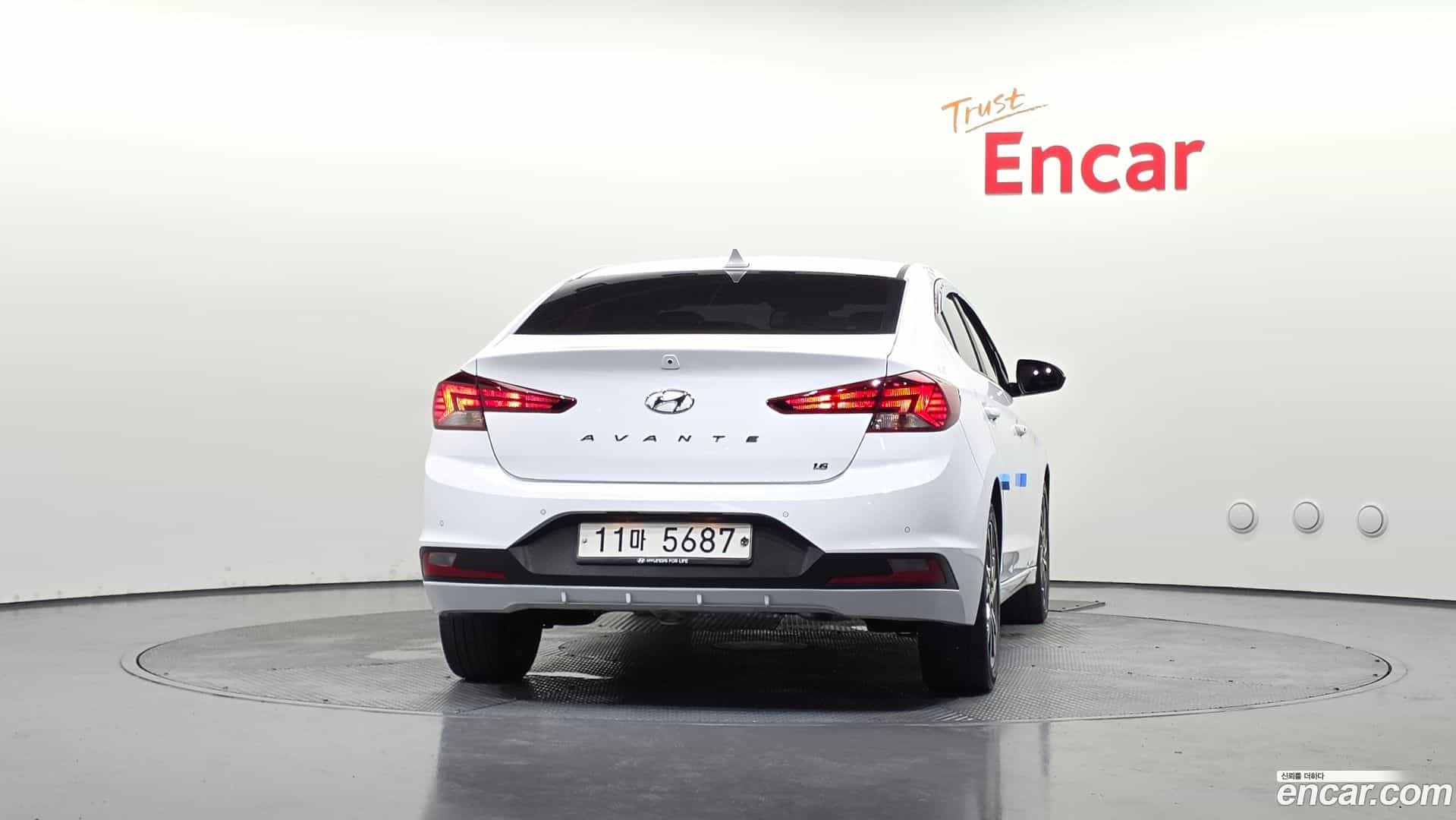 AVANTE Hyundai 2019.6-OUTER-004