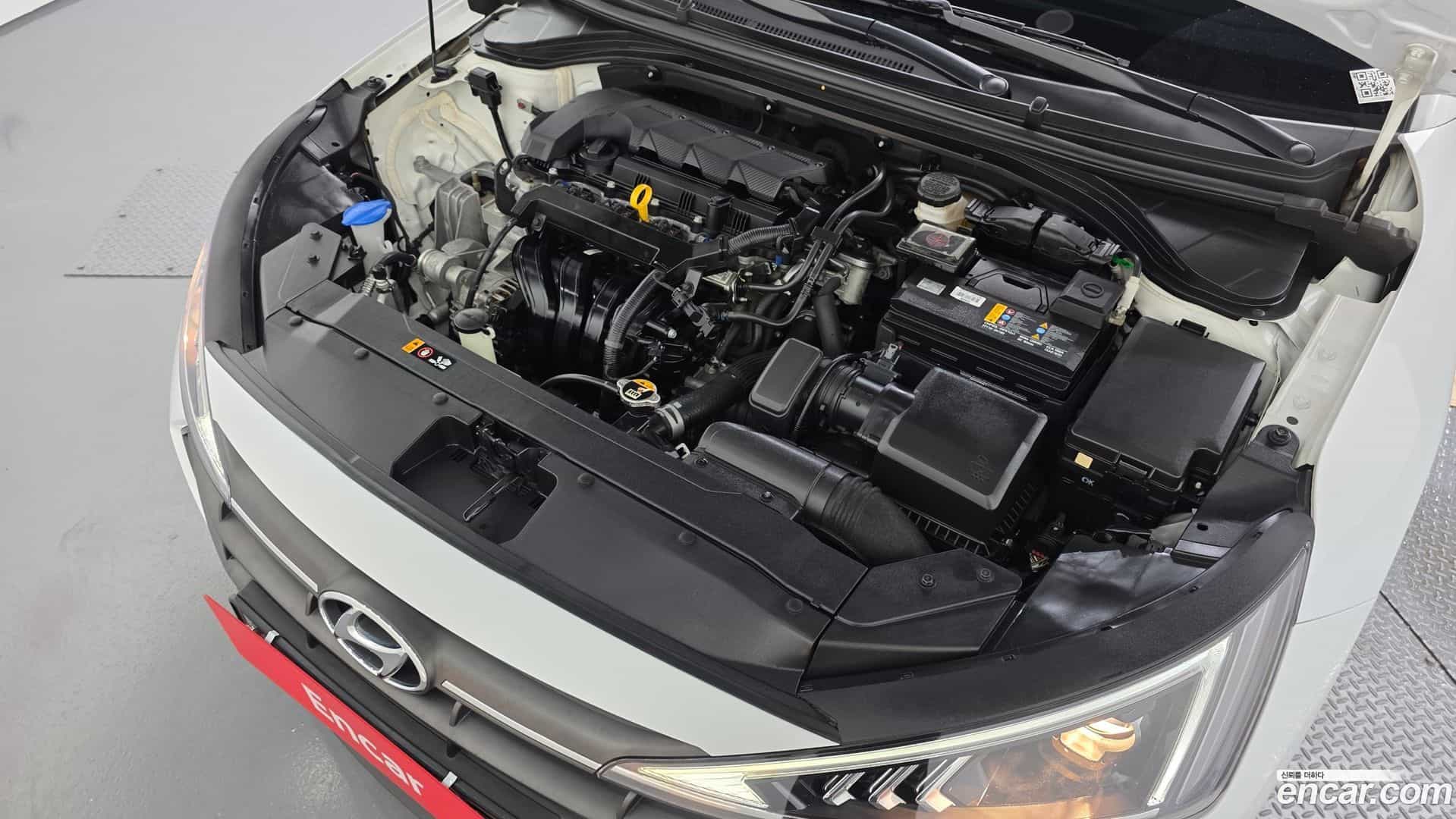 AVANTE Hyundai 2019.6-OUTER-006