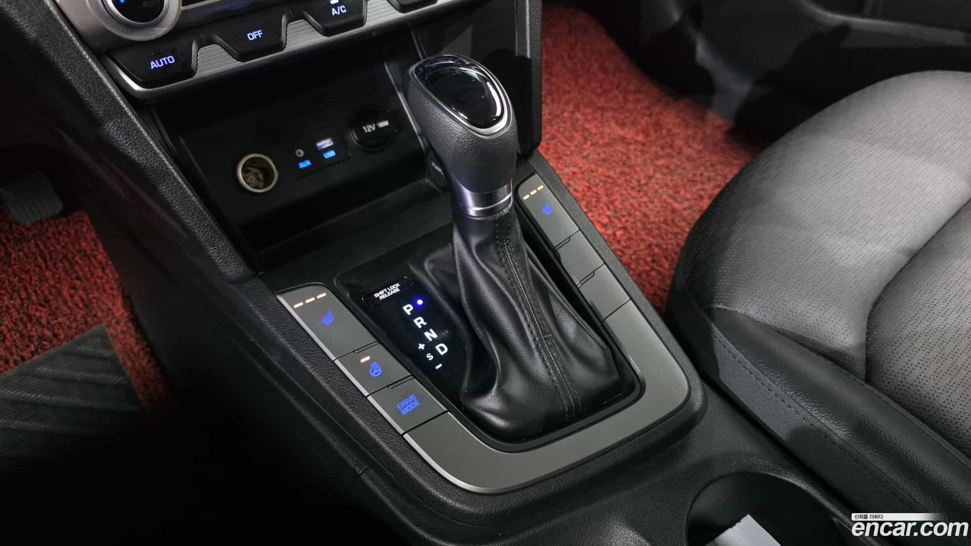 AVANTE Hyundai 2019.6-INNER-009