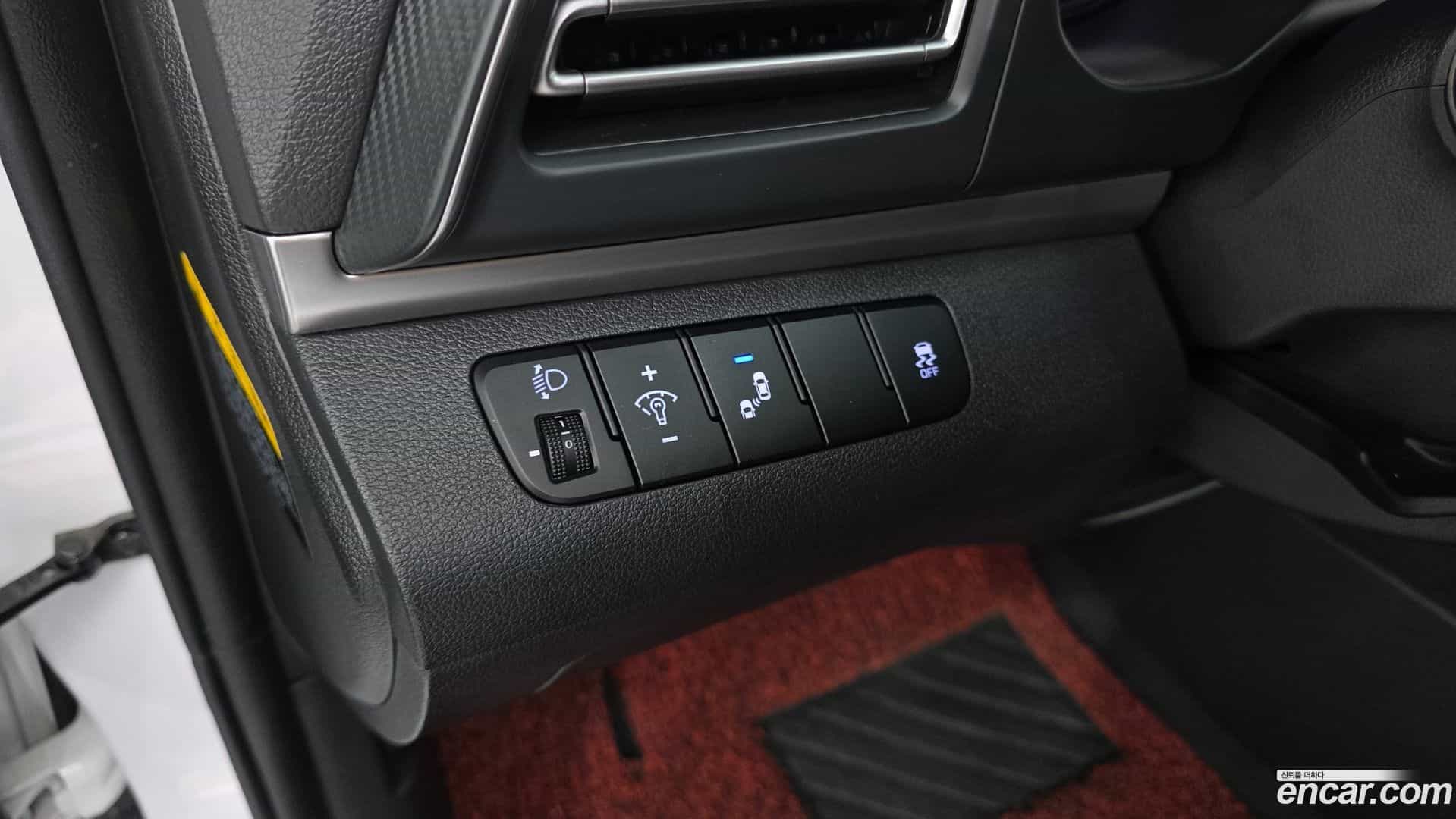 AVANTE Hyundai 2019.6-OPTION-021