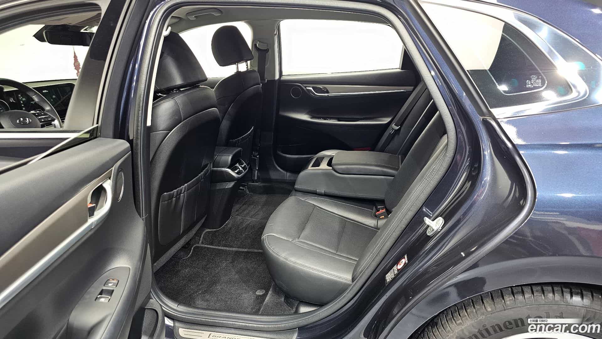 Grandeur Hyundai 2020.3-OPTION-015