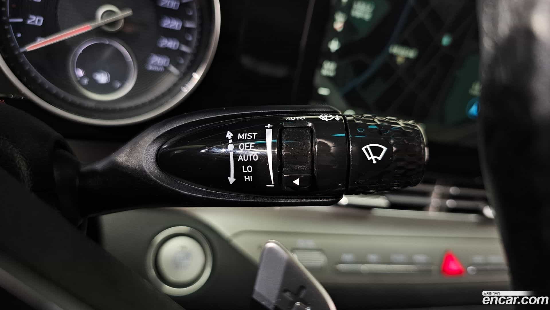 Grandeur Hyundai 2020.3-OPTION-023