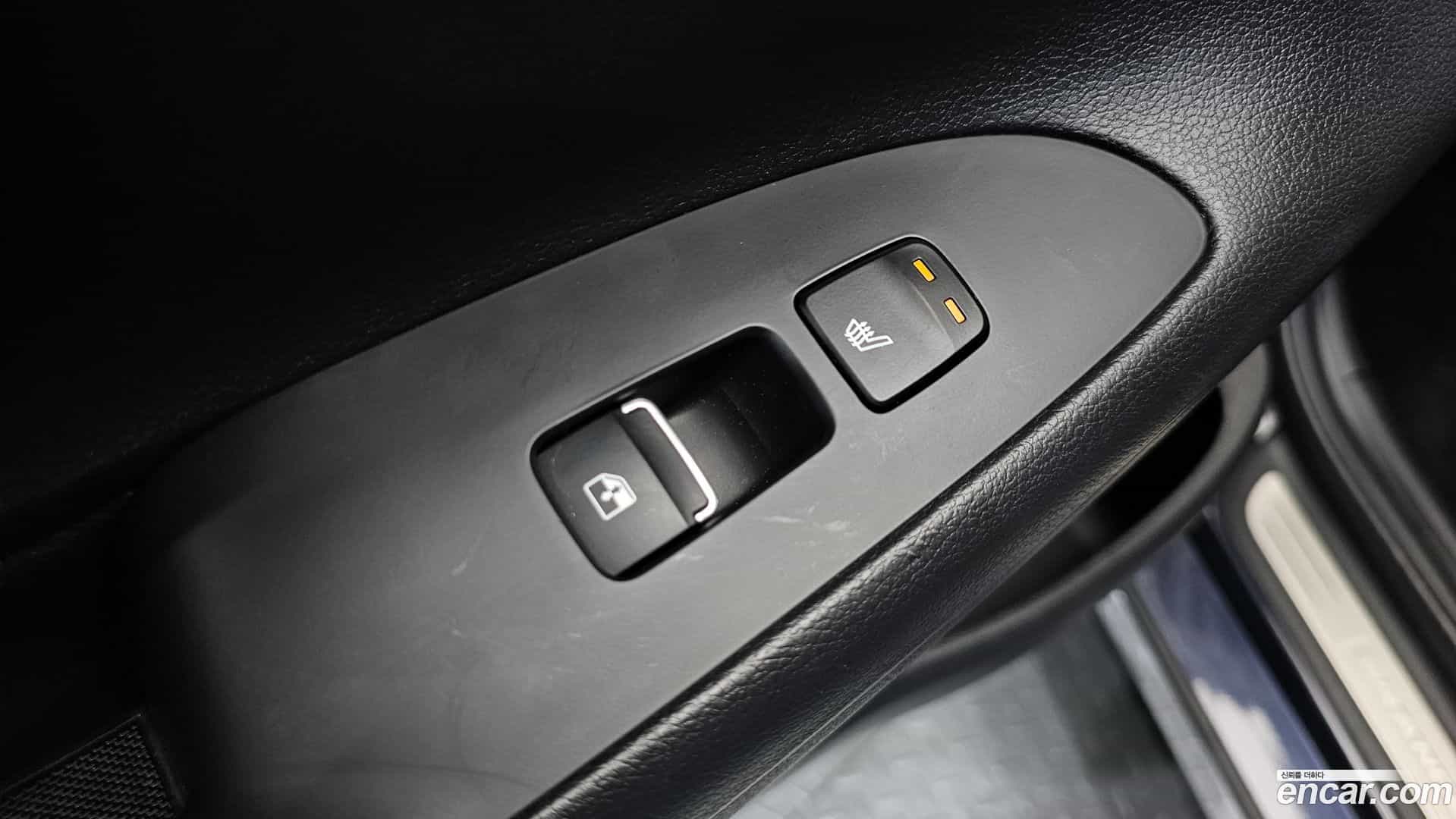 Grandeur Hyundai 2020.3-OPTION-040
