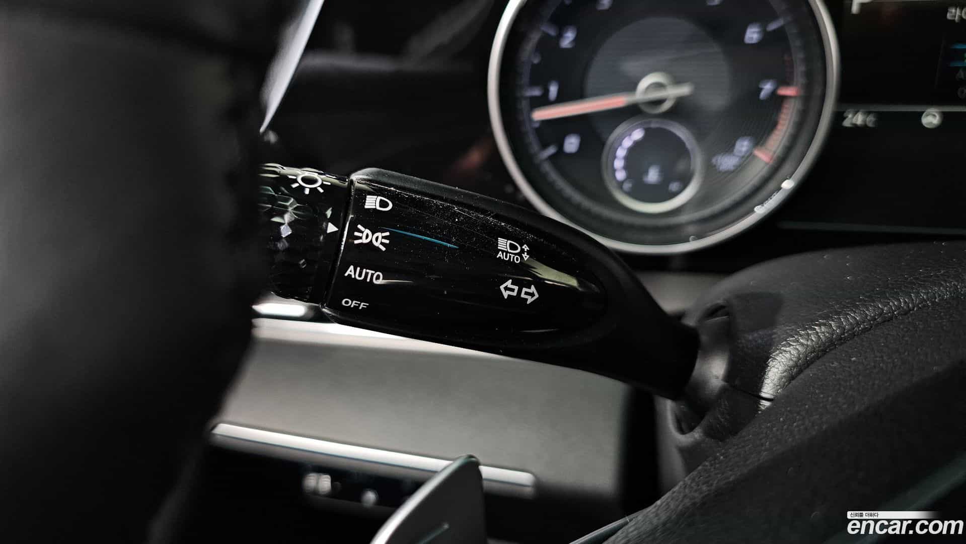 Grandeur Hyundai 2020.3-OPTION-041