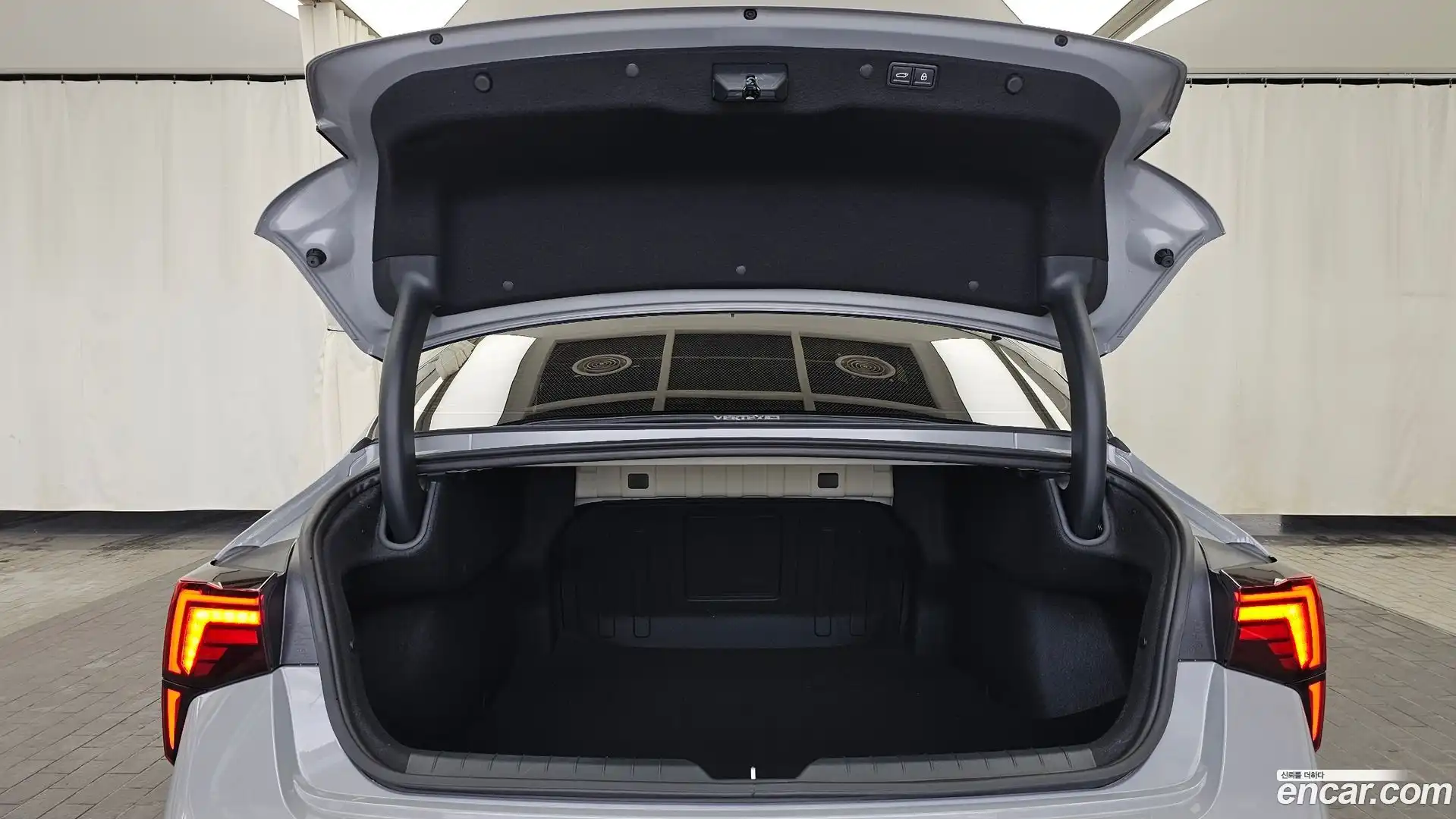 K5 Kia 2025.4-OPTION-024