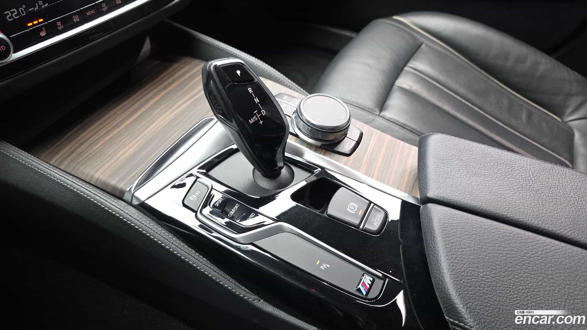 5-Series BMW 2019.3-INNER-009