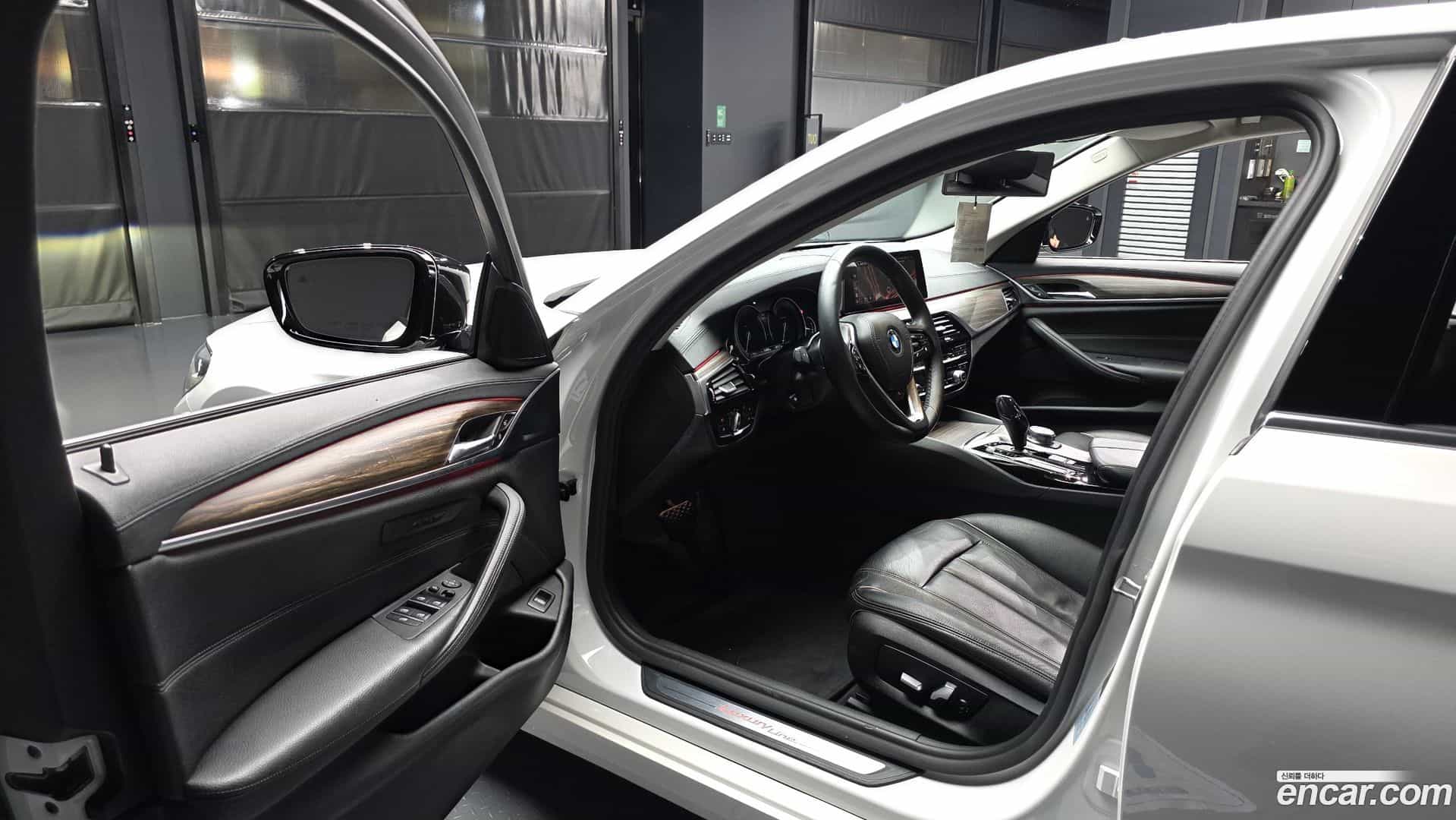5-Series BMW 2019.3-INNER-010