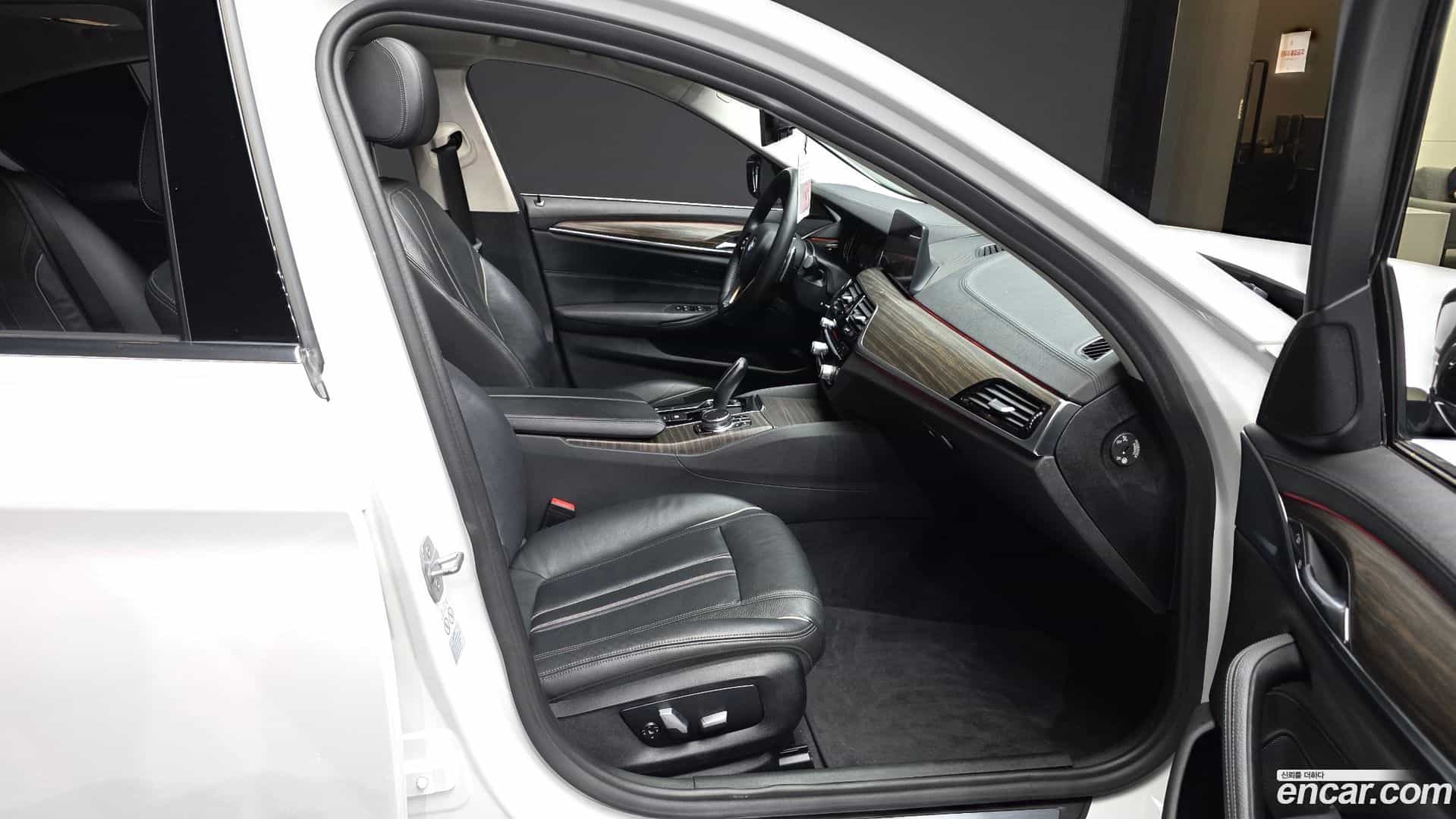 5-Series BMW 2019.3-OPTION-015