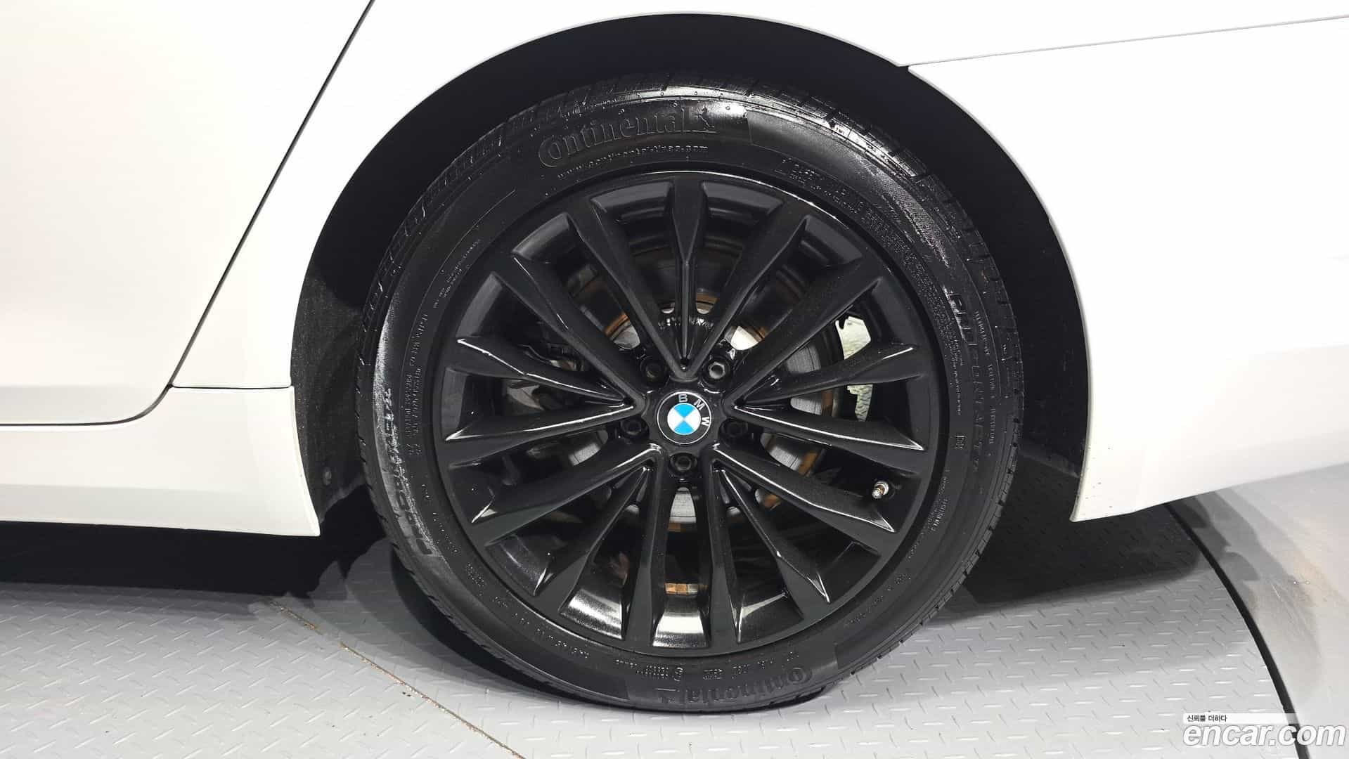 5-Series BMW 2019.3-OUTER-031