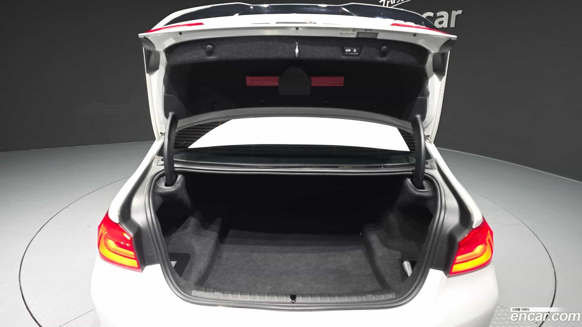 5-Series BMW 2019.3-OPTION-040
