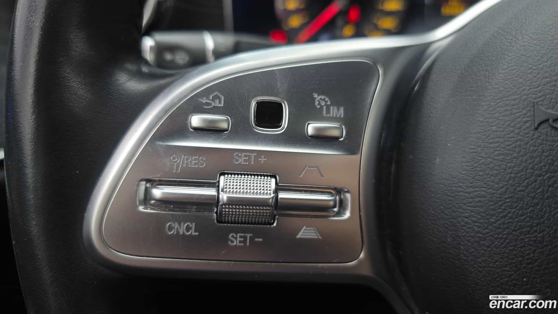 CLS-Class Mercedes-Benz 2020.4-OPTION-023