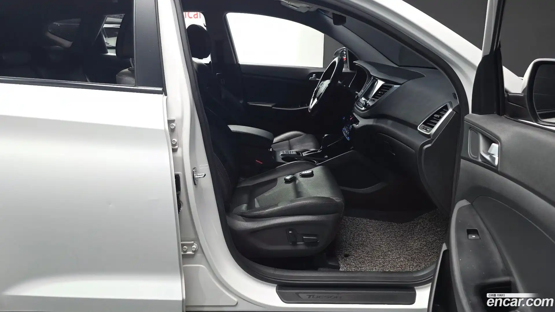 Tucson Hyundai 2017.11-INNER-036