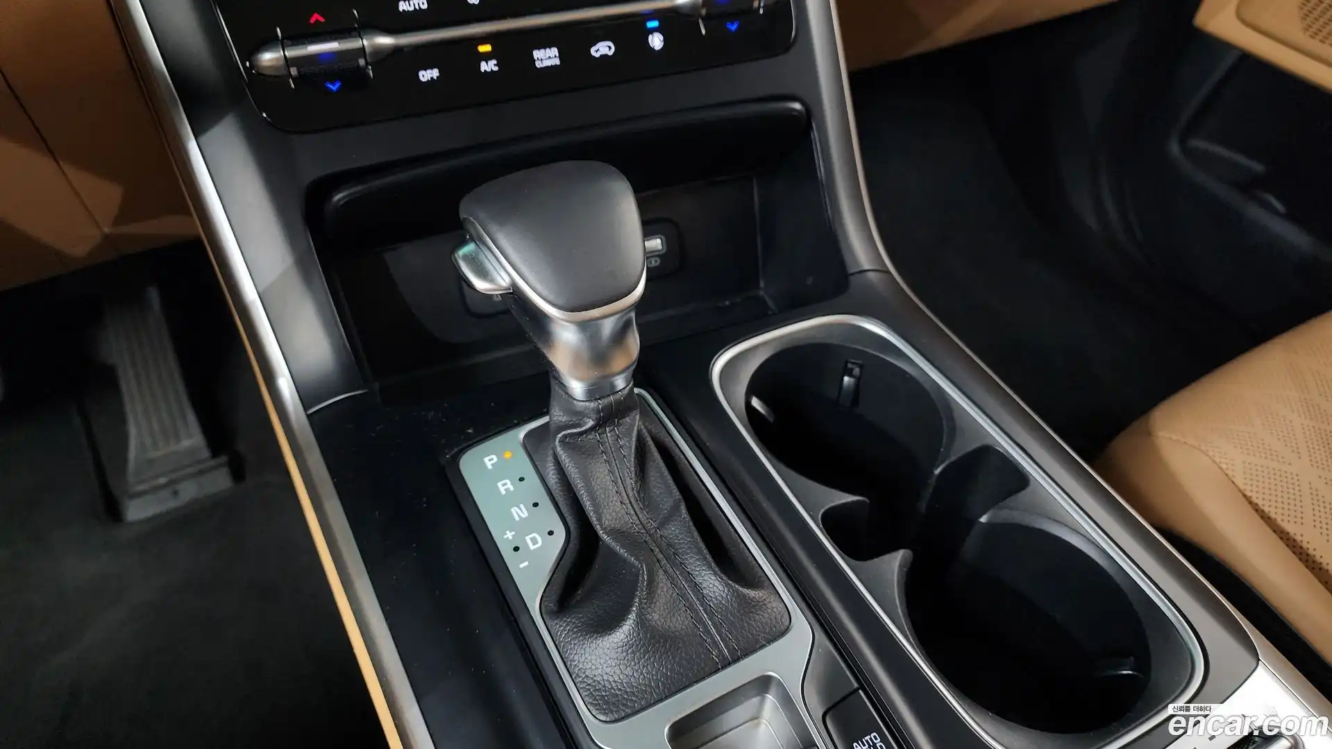 Canival Kia 2023.4-INNER-009
