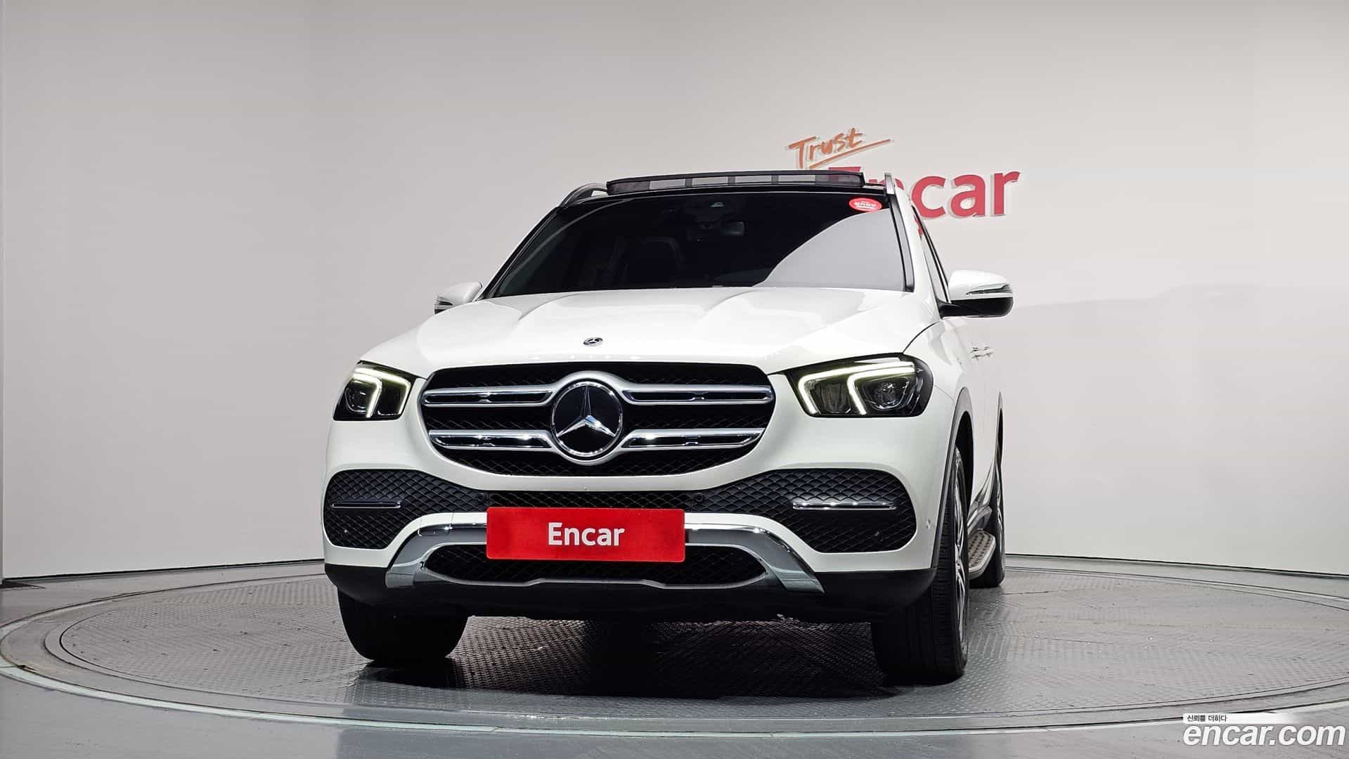 GLE-Class Mercedes-Benz 2020.7-OUTER-003