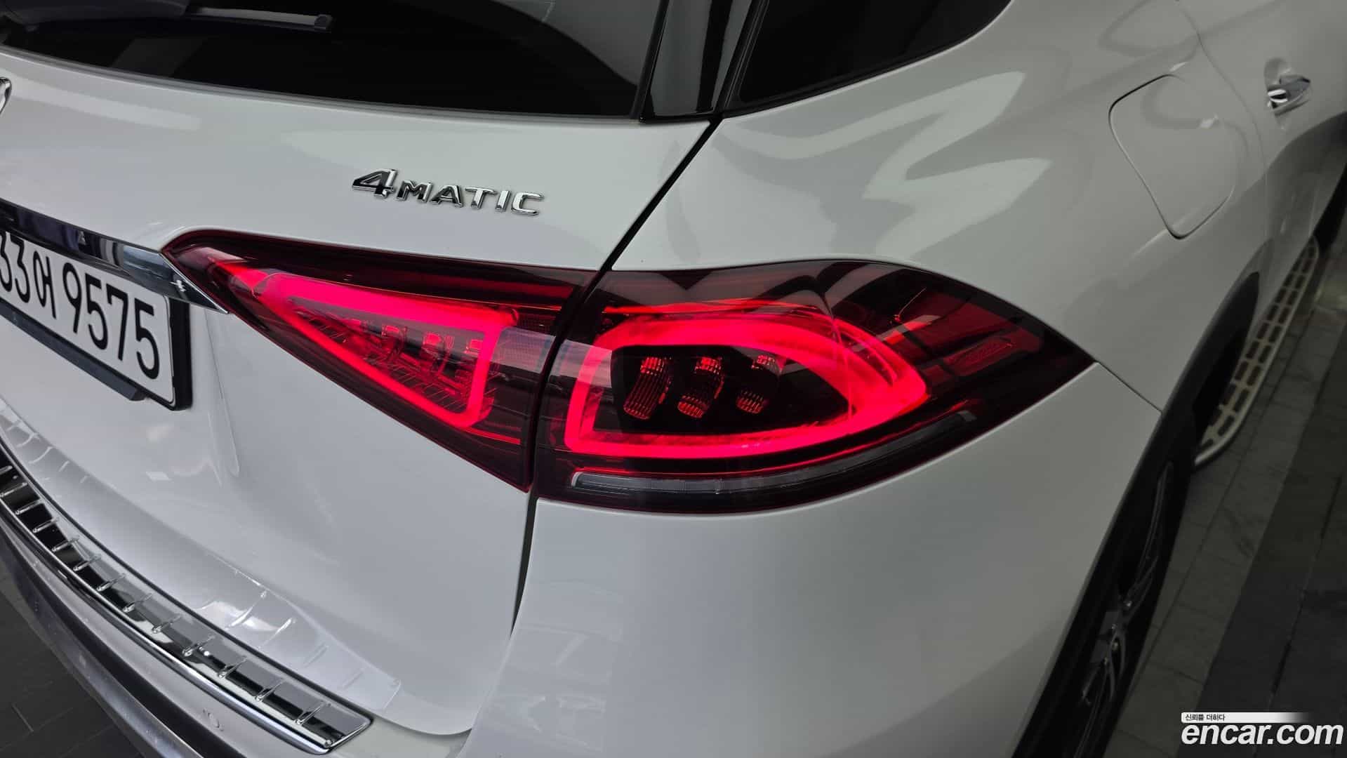 GLE-Class Mercedes-Benz 2020.7-OUTER-033